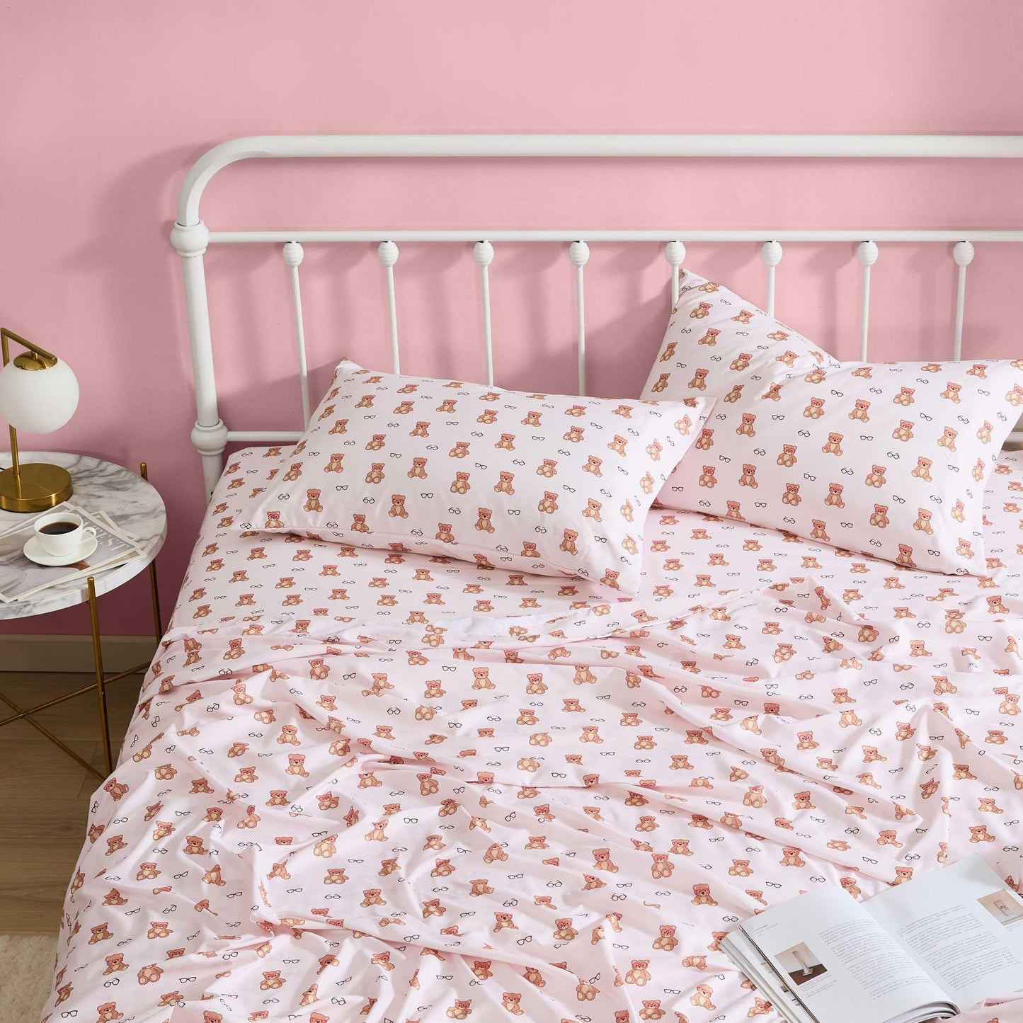 Betsey Johnson - Queen Size Sheet Set, Nerdy Teddies Print Microfiber Bedding with Deep Pocket Fitted Sheet, Bed Sheets with Matching Pillowcases, Nerdy Teddies Pink