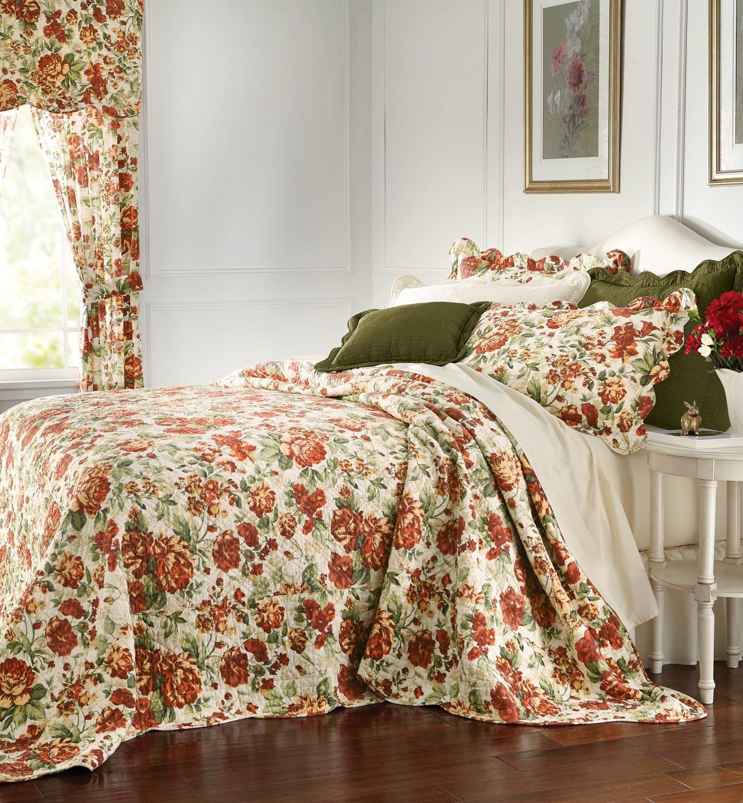 BrylaneHome Bedding Lightweight All Season Florence Quilted Oversized 100% Cotton Ultra Supreme Softness Bedspread - Twin, Plum Floral