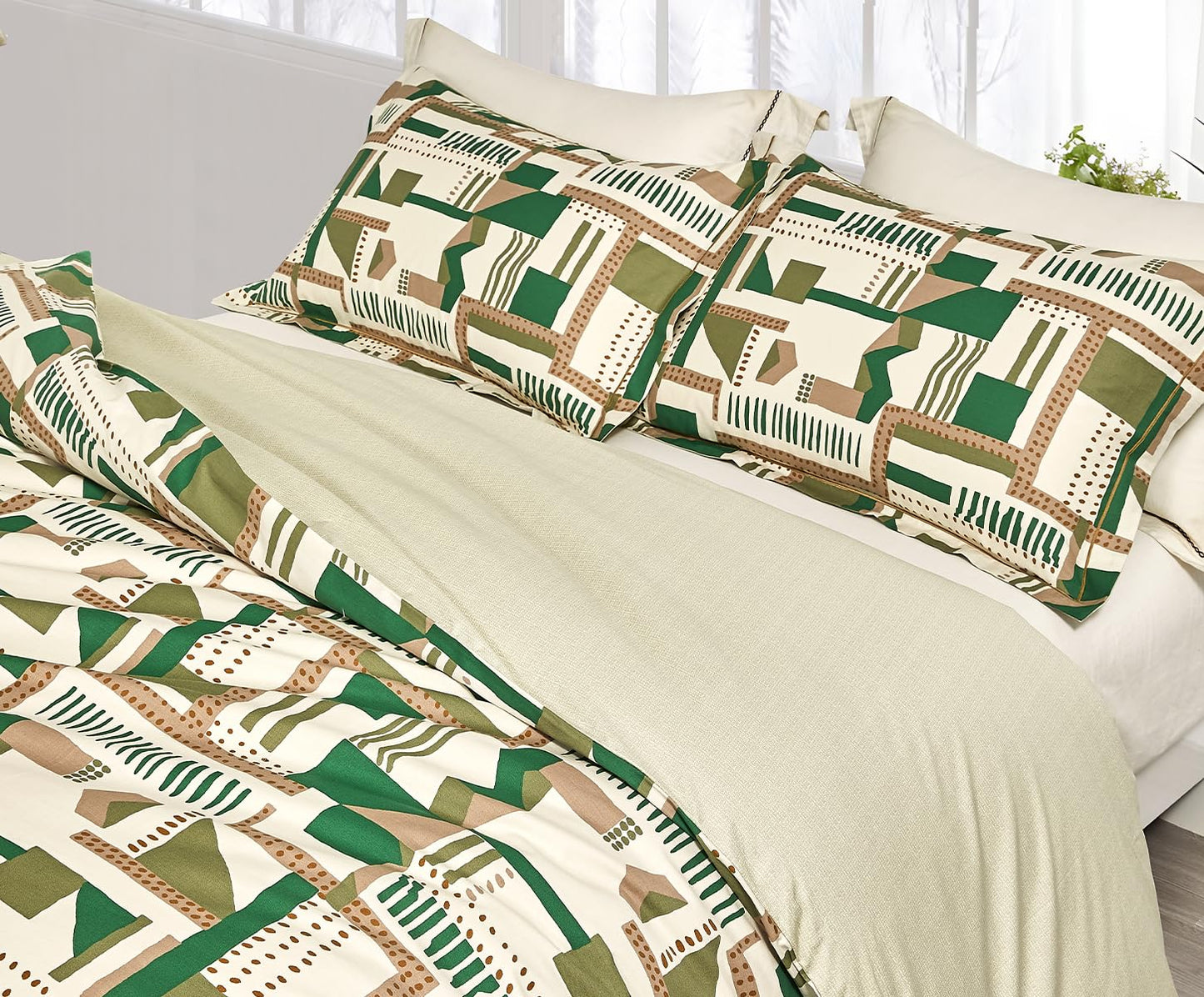 SLEEPBELLA Comforter King Size, 600 Thread Count Cotton White Printed with Green & Brown Geometric Comforter Set, Down Alternative Bedding Set 3Pcs(King, Green Geometric)
