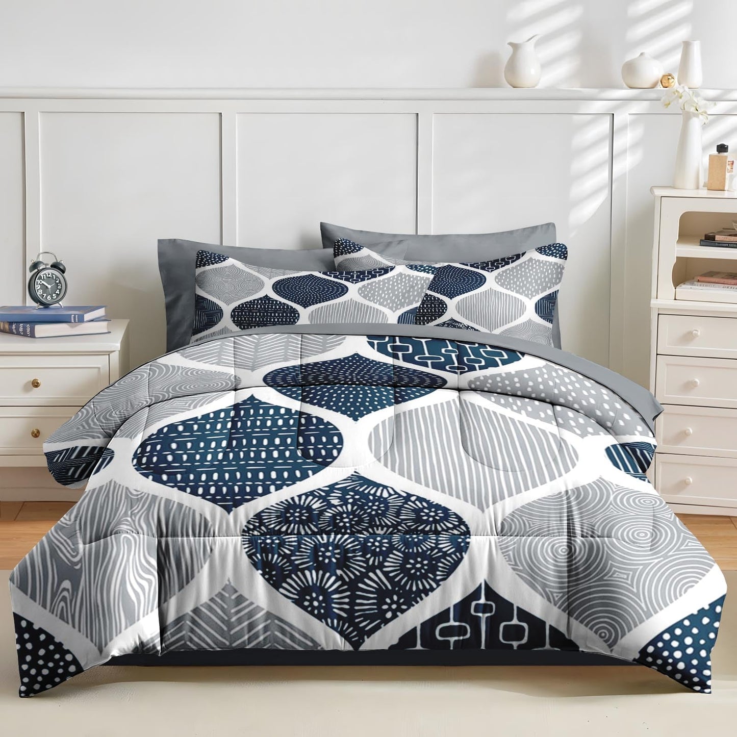 Nesker Comforter Set Queen Size, Boho Bohemian Abstract Blue Gray 7 Pcs Bedding for Kids and Adults, Indigo Geometry Grey Bed Sheet Sets with Fitted Sheet 2 Pillowcases & 2 Shams