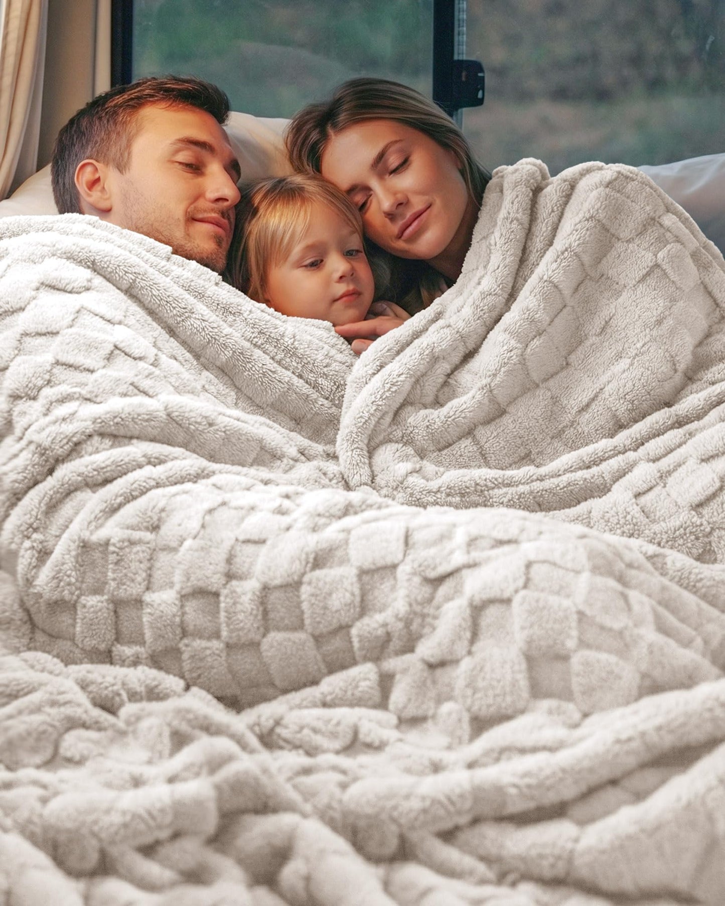 Utopia Bedding Linen Checkered Fleece Throw Blanket for Couch, Sofa, Soft Plush Cozy Blanket for Women and Men Home Decor, Ultra Comfy Travel-Friendly Throws, 50x60 Inches