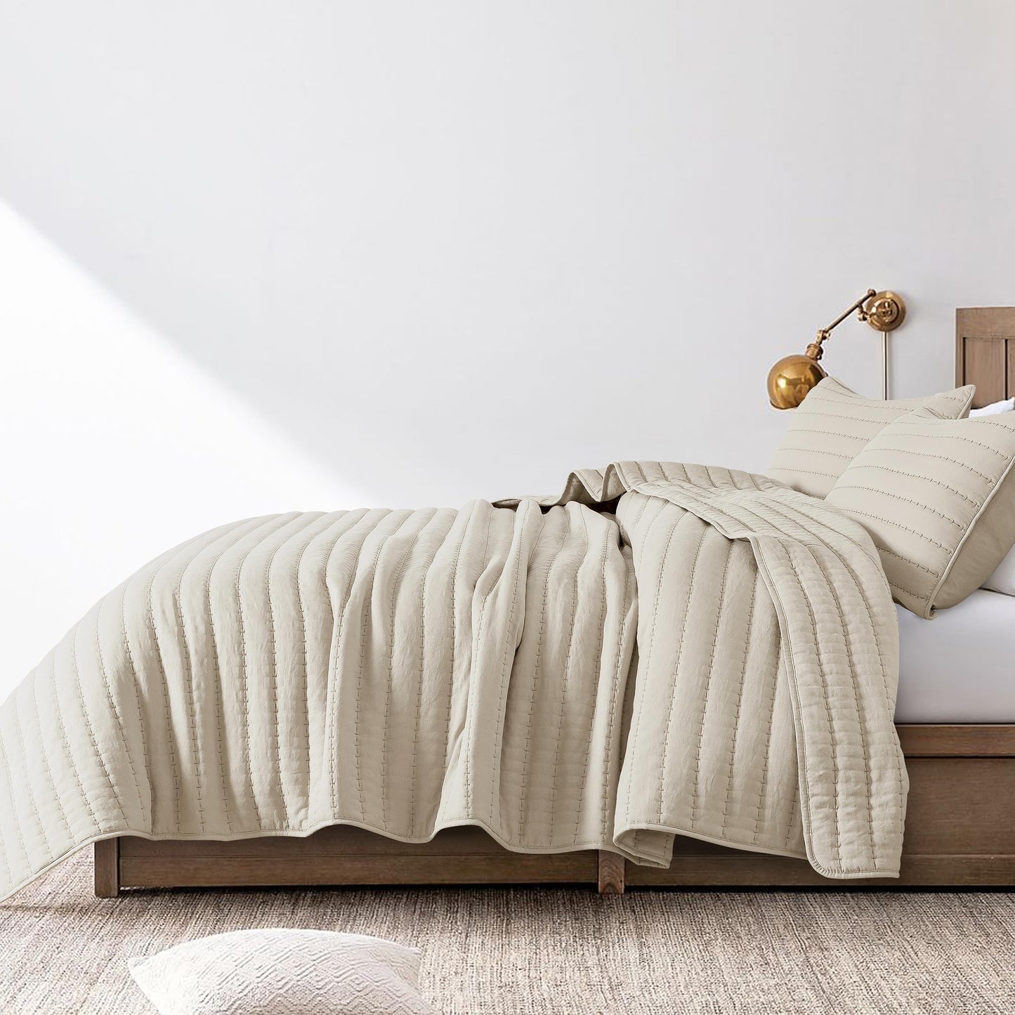 ROARINGWILD Neutral Beige King Size Quilt Bedding Sets with 2 Pillow Shams, Lightweight Soft Bedspread Coverlet, Quilted Blanket Thin Comforter Bed Cover for All Season, 3 Pieces, 104x90 inches