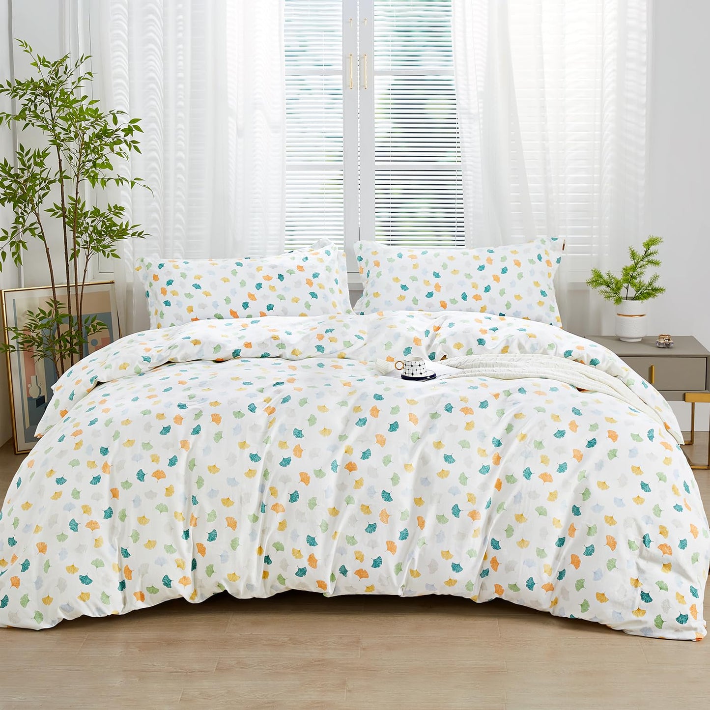 SAPHREAS Autumn Colorful Ginkgo Leaves Duvet Cover Set Soft Microfiber Bedding Set with Zipper Closure 8 Ties Full Size White Comforter Set 3pcs 1 Duvet Cover 2 Pillow Shams