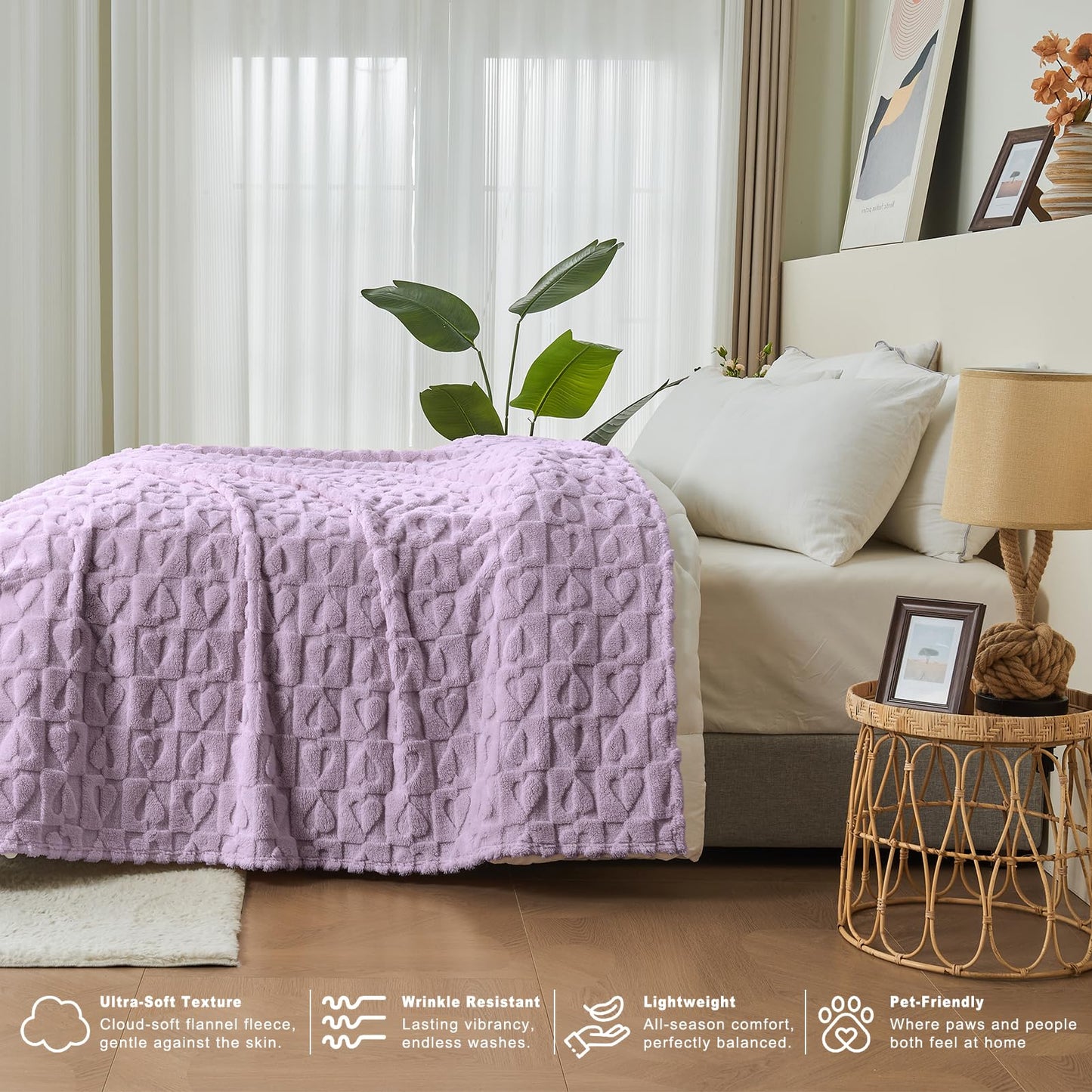 GIOKARNNA Light Purple Throw Blankets with Heart Checkered Throw Blanket for Lover Mom Gifts Fleece Blanket, 60x80 Inches, 300GSM