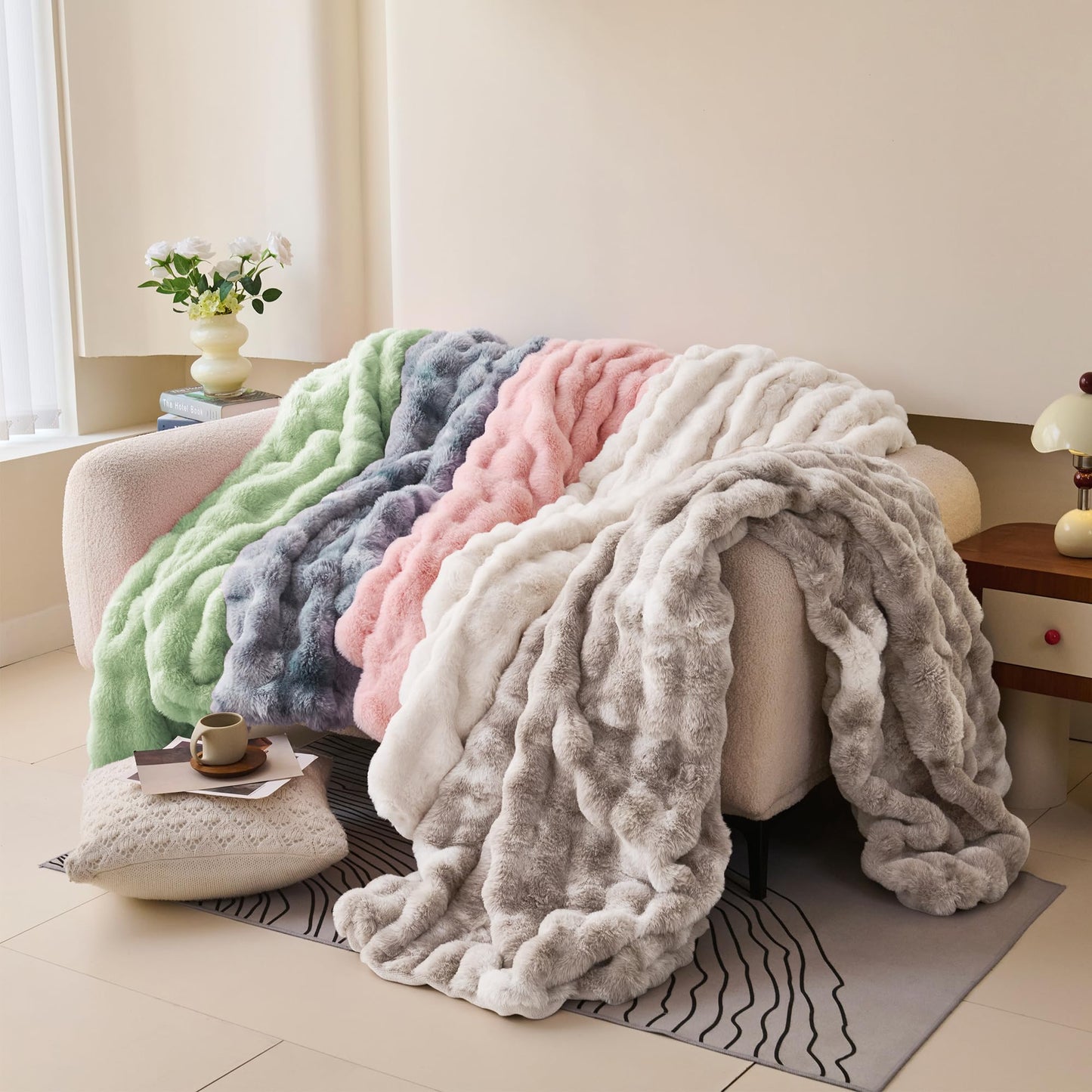 Comelady Soft Fluffy Faux Fur Throw Blanket 50"x60", Plush Thick Bubble Textured Blanket for Couch Bed, Cozy Fuzzy Luxury Room Decor & Warm Gifts for Women Men Girls, Cream White