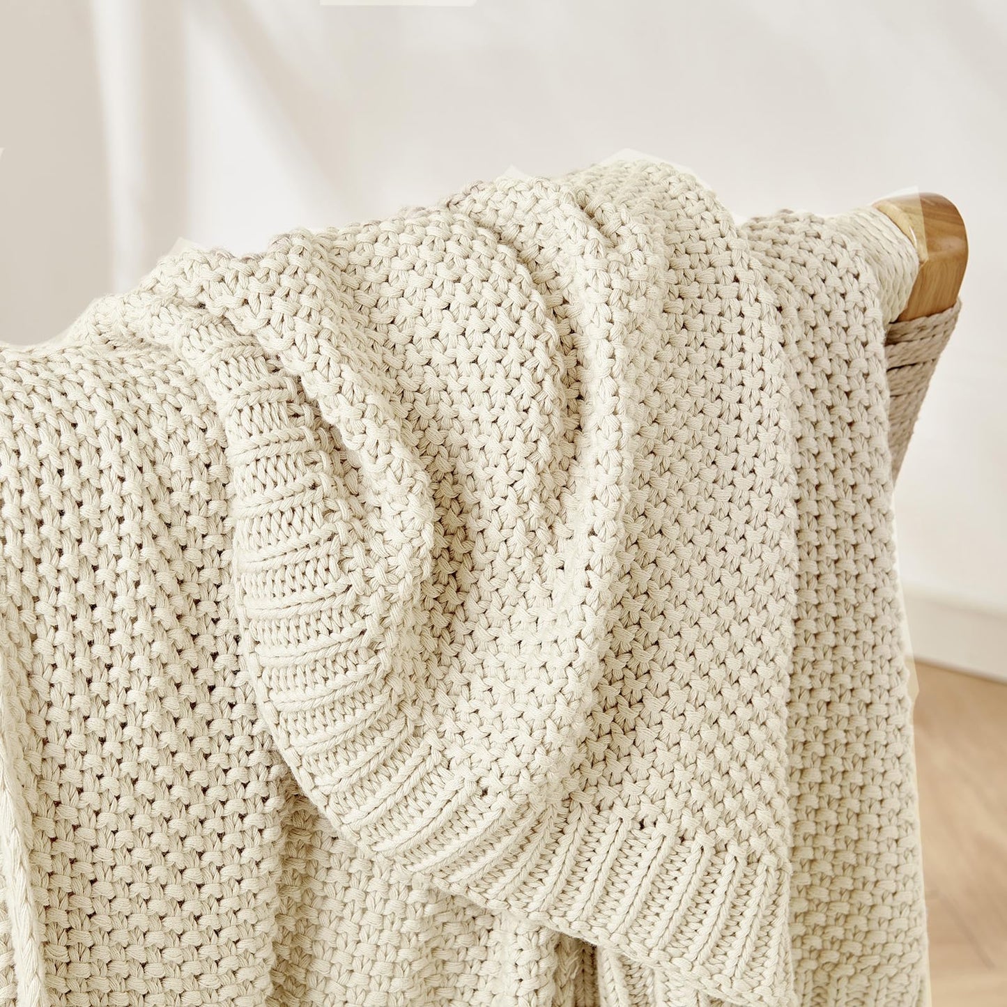 Joydeco Chunky Cable Knit Throw Blanket, Lightweight 100% Cotton Soft Cozy Throw Twin Blanket for Couch Bed and Sofa, Rustic Breathable Farmhouse Blanket Gift for Women Men(Cream White, 51"x63")