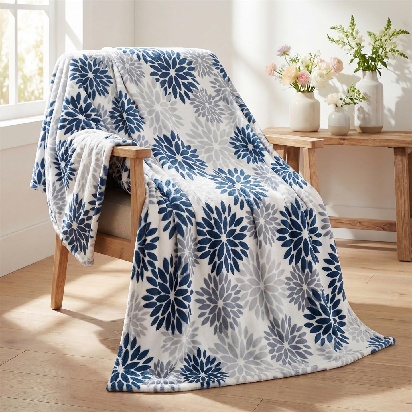Horaldaily Blue Grey Silver Dahlia Pinnata Flannel Blanket Throw, Spring Summer Winter Floral Soft Fuzzy Plush Cozy Fleece Blanket for Couch Sofa Bed Lounging, Ideal Gifts for Kids Adults Self, 50x60