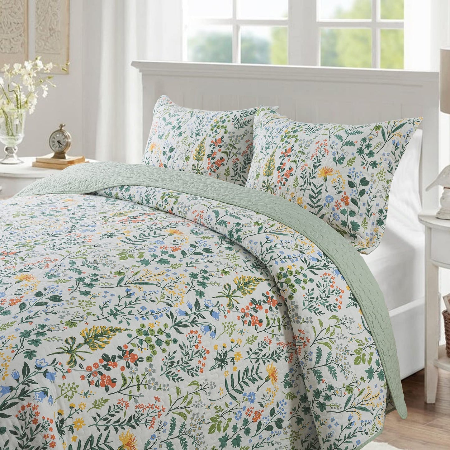 NEWLAKE Cotton Bedspread Quilt Sets-Reversible Patchwork Coverlet Set, Green Classic Floral Pattern, Queen Size