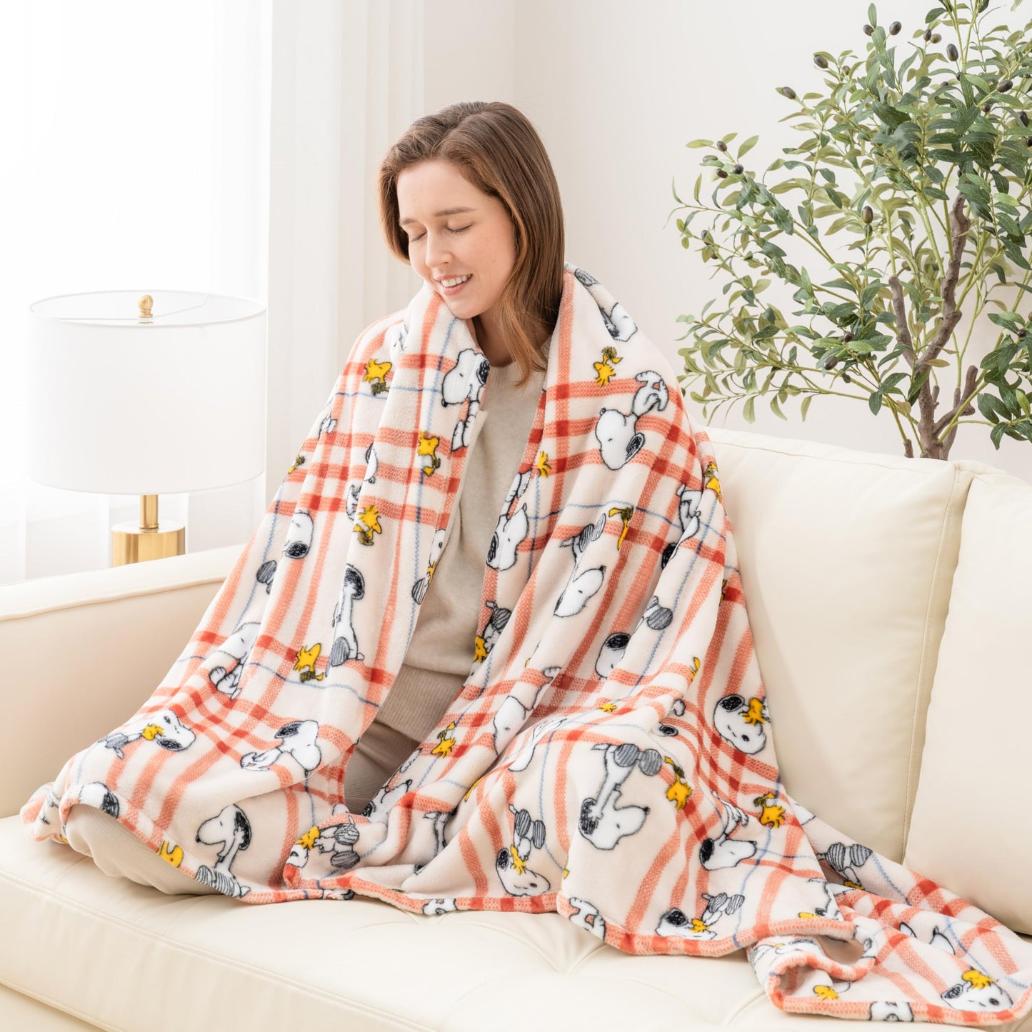 Berkshire Blanket Peanuts VelvetLoft Cute Character Snoopy Plush Throw Blanket,Peanuts Snoopy and Woodstock Wood Holiday Plaid,Throw 55 in x 70 in (Official Peanuts® Product)