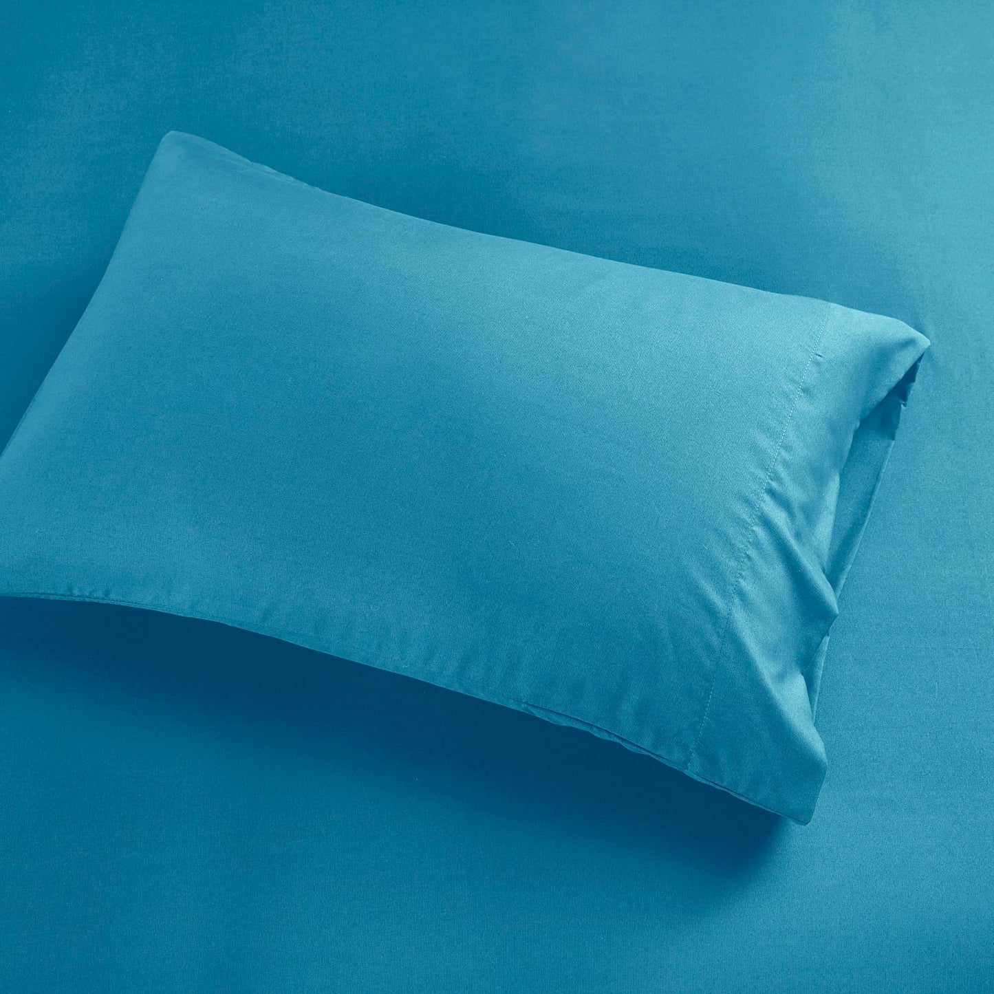 Intelligent Design Microfiber Wrinkle Resistant, Soft Sheets with 12" Pocket Modern, All Season, and Cozy, Matching Pillow Case, Queen, Teal 4 Piece