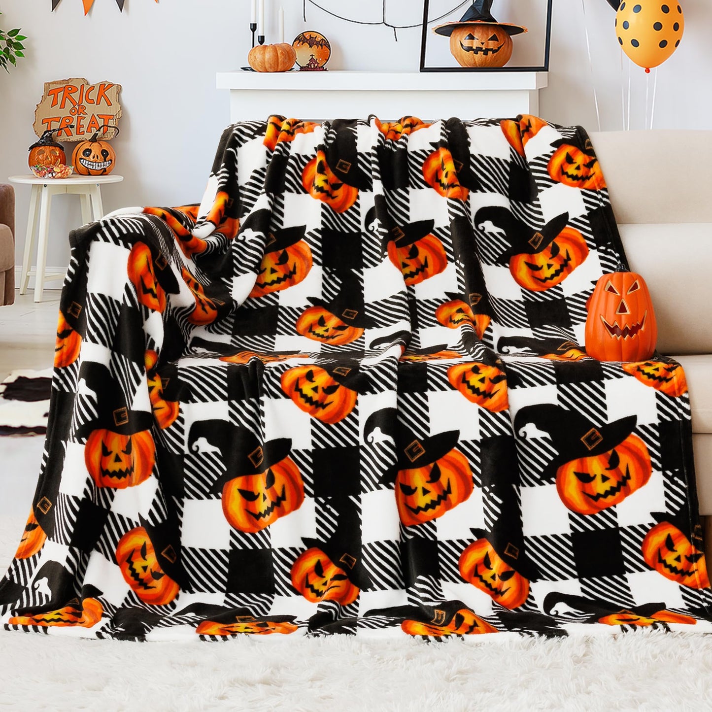 Touchat Halloween Blanket, Fleece Throw Blankets, Buffalo Plaid Throw Blanket for Couch Sofa Bed, Soft Warm Fuzzy Cozy Plush Checkered Blanket, Farmhouse Fall Decor, Black