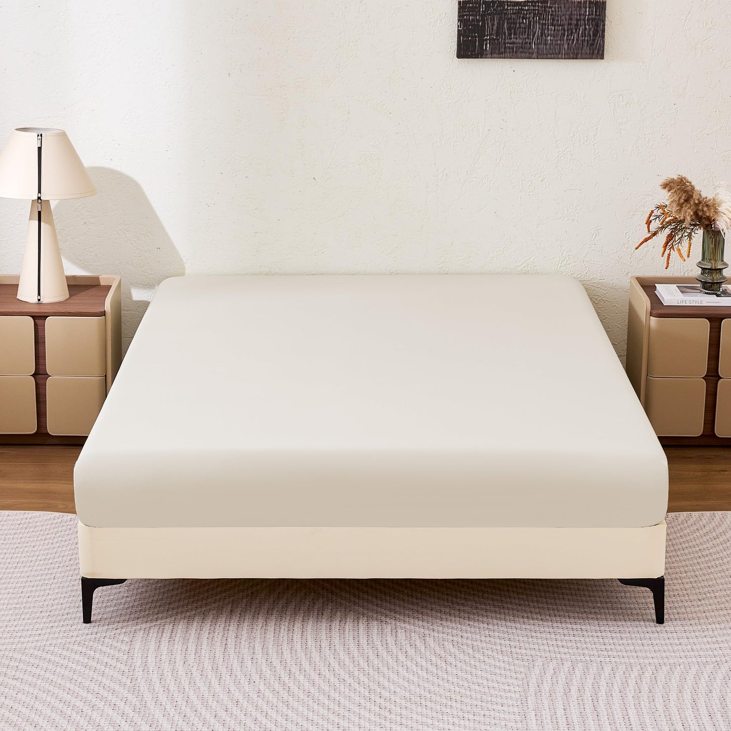 Amazon Basics Soft Fitted Sheet, Lightweight Bottom Sheet, 14-Inch Deep Pocket, Durable and Long Lasting, Easy Care, Queen, Beige, Pack of 1