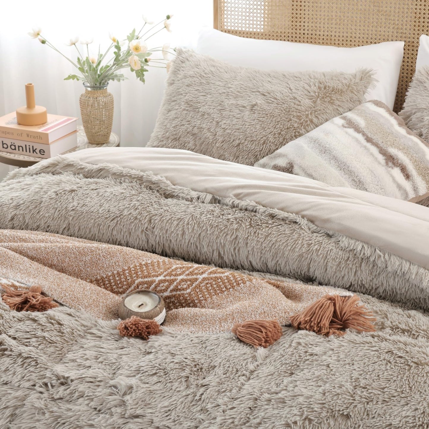 Smoofy Fluffy Queen Comforter Set, Faux Fur Comforter Set Queen Size, Luxury Fuzzy Bedding Set, Soft Shaggy Bed Set for All Season, 3 Pieces - 1 Comforter & 2 Pillowcases, Oatmeal