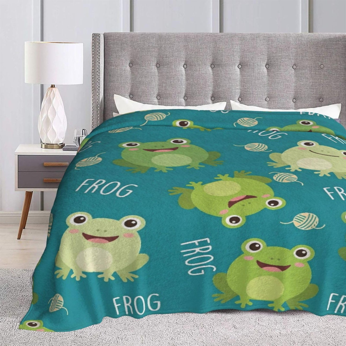 Gbuzozie Cute Frogs Fleece Blanket Lightweight Ultra-Soft Cartoon Animals Throw Blanket for Sofa Couch Bed Camping Travel - Super Soft Cozy Microfiber Blanket 50"X40"