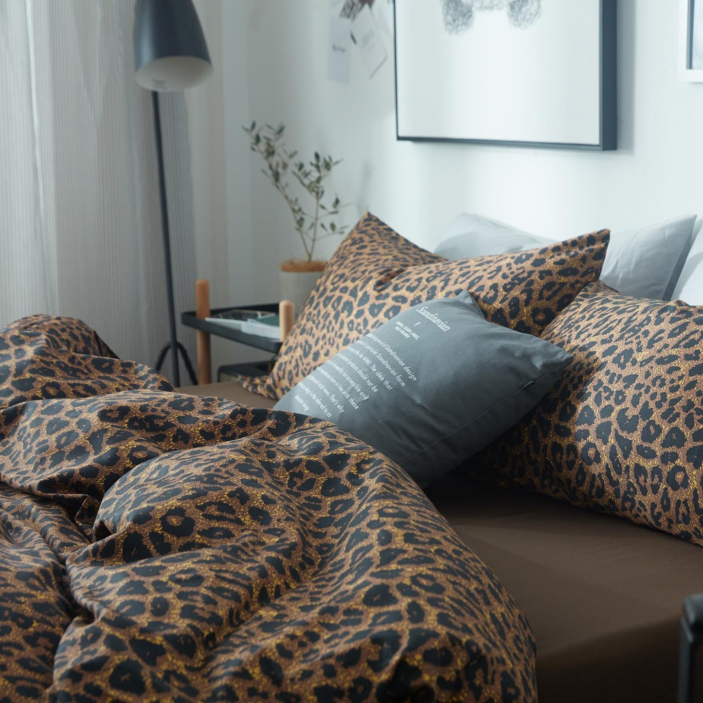 LifeTB Leopard Comforter Set Queen Comforter Set 3 Pieces Leopard Print Comforter Fluffy Soft Microfiber Bedding Set for All Seasons Animal Cheetah Print Queen Size Comforter with 2 Pillowcases