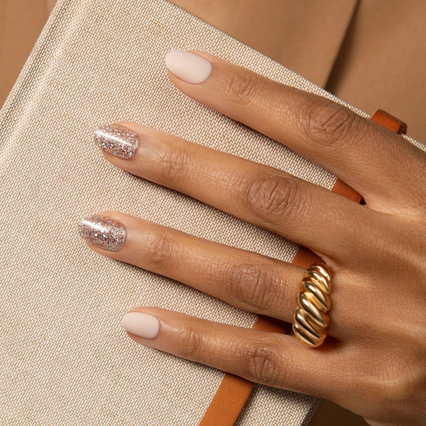 Kiss Impress No Glue Mani Press On Nails, Design, 'Evanesce', Beige, Short Size, Oval Shape, Includes 30 Nails, Prep Pad, Instructions Sheet, 1 Manicure Stick, 1 Mini File