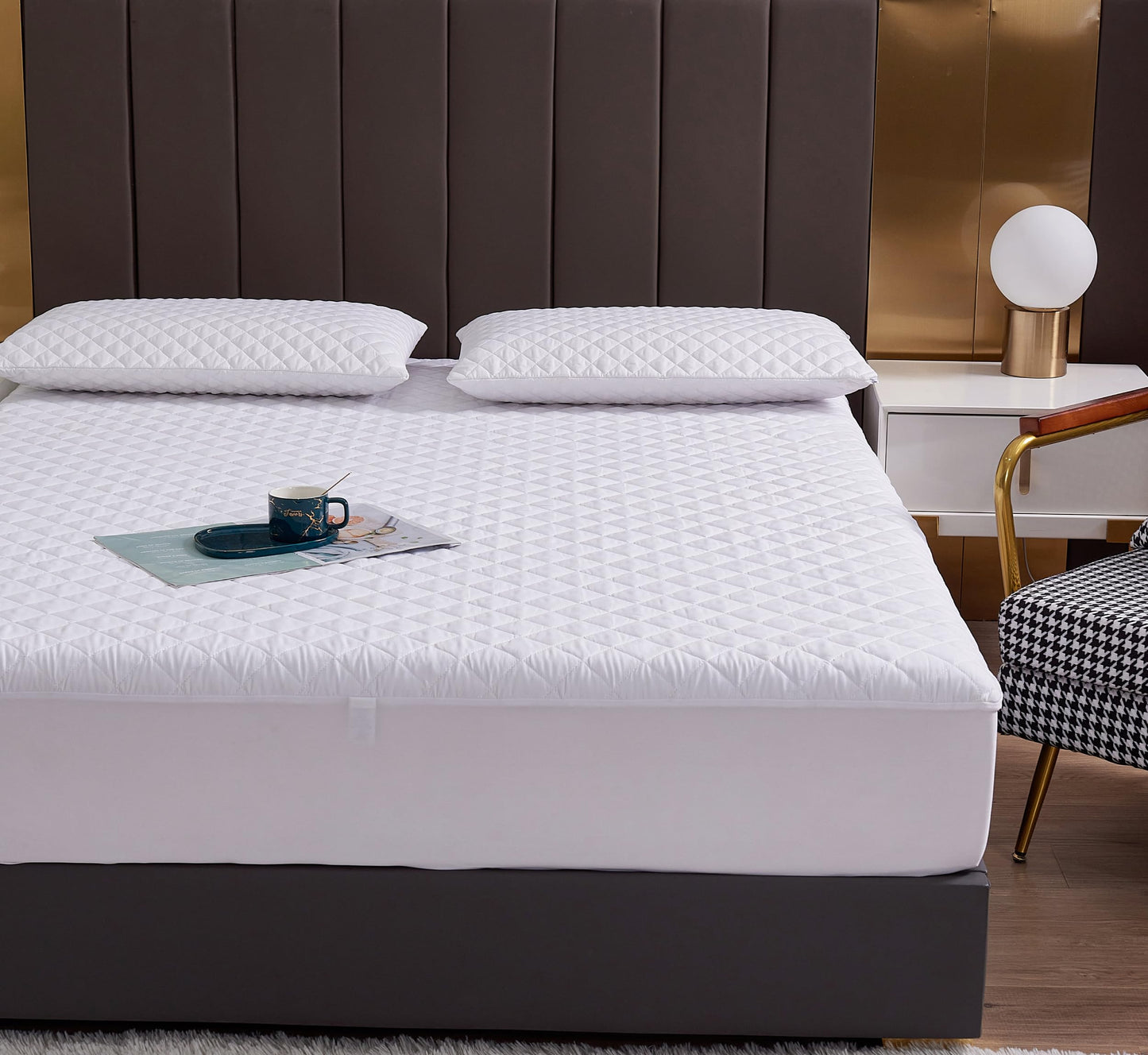 Queen Size Waterproof Mattress Protector, Quilted Cooling Fitted Bed Mattress Cover Pad, 13"-15" Deep Pocket, Soft and Breathable Noiseless Machine Washable, Vinyl Free (Queen)
