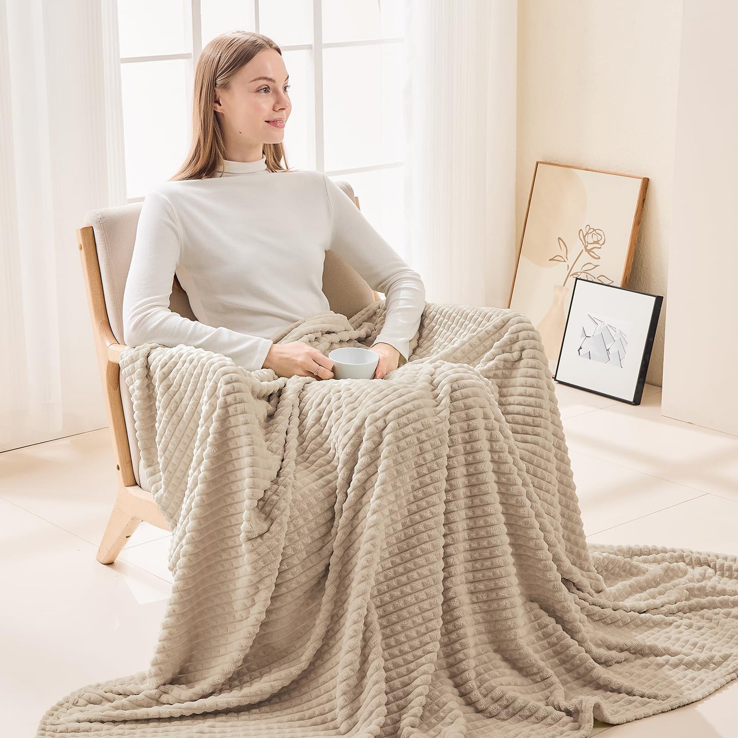 EMME Fleece Blanket, 3D Jacquard Throw Blanket for Couch and Bed, Soft Cozy and Fluffy Blankets Lightweight Luxury Flannel with Geometric Grid Design (Beige, 50'' x 60'')