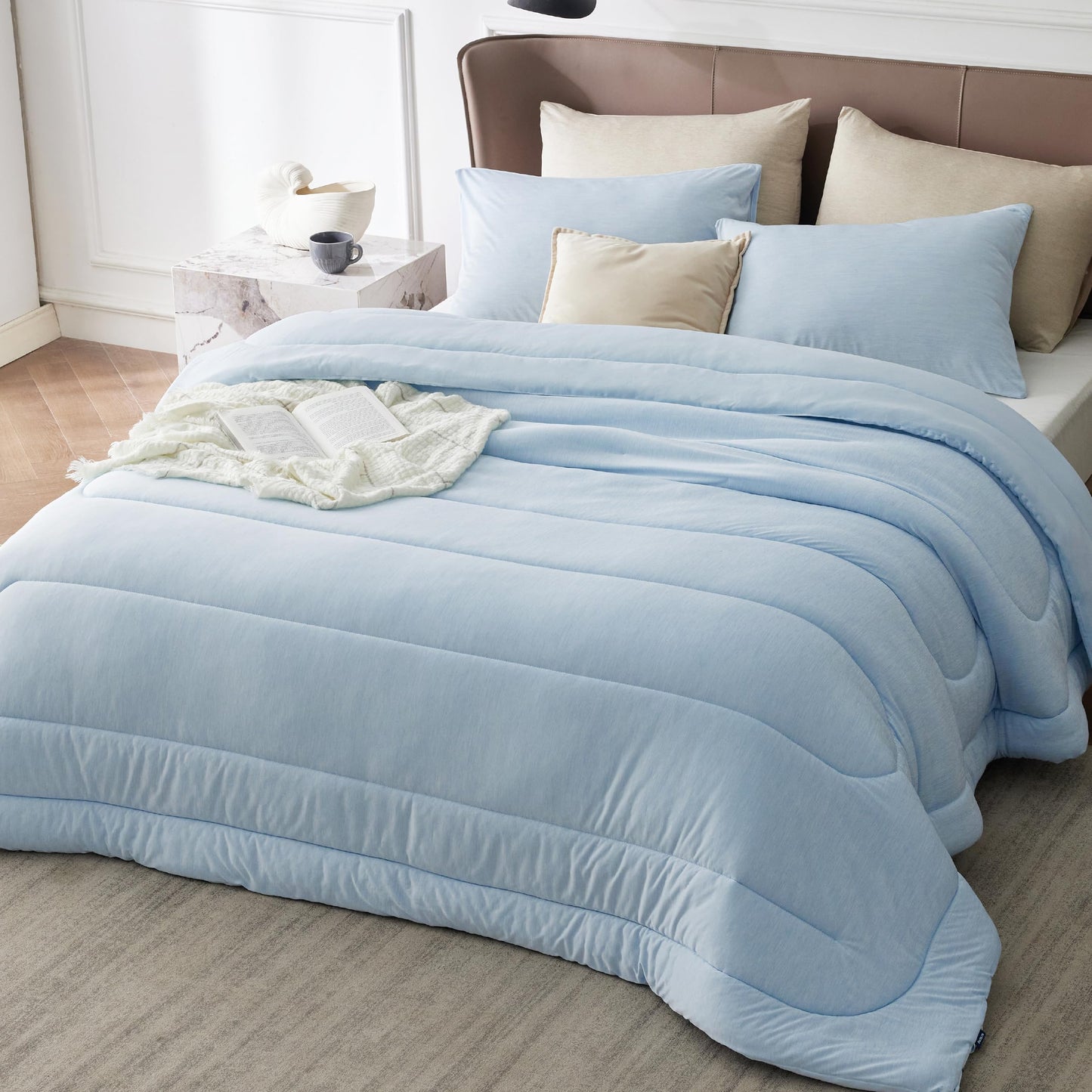 Bedsure Queen Comforter Set - Cooling and Warm Bed Set, ICY Blue Reversible Bedding for All Season, 3 Pieces, 1 Queen Size Comforter (88"x88") and 2 Pillow Cases(20"x26")