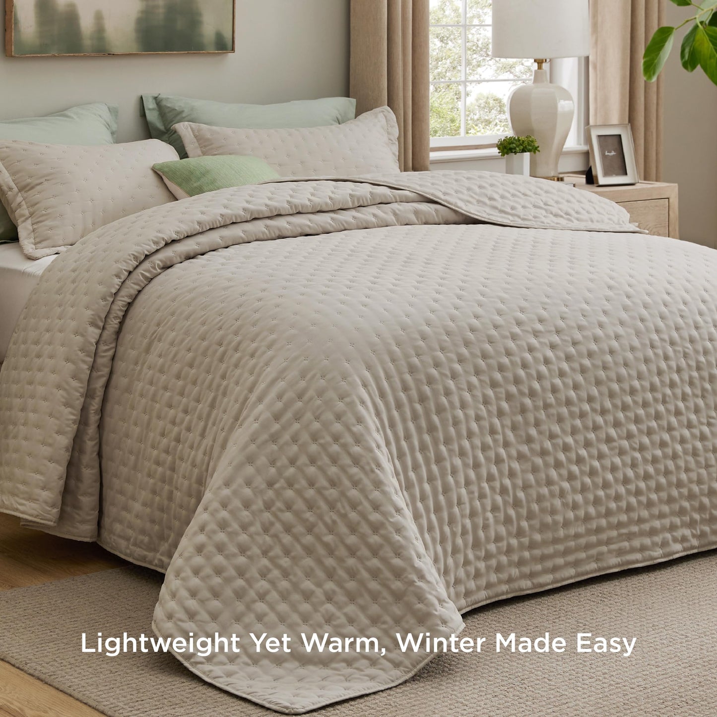Bedsure King Quilt - Linen Bedspread King Size & Lightweight Comforter, Modern Farmhouse Coverlet with Clover Pattern, Ultra Soft All-Season Bedding, 106 x 96 Inches