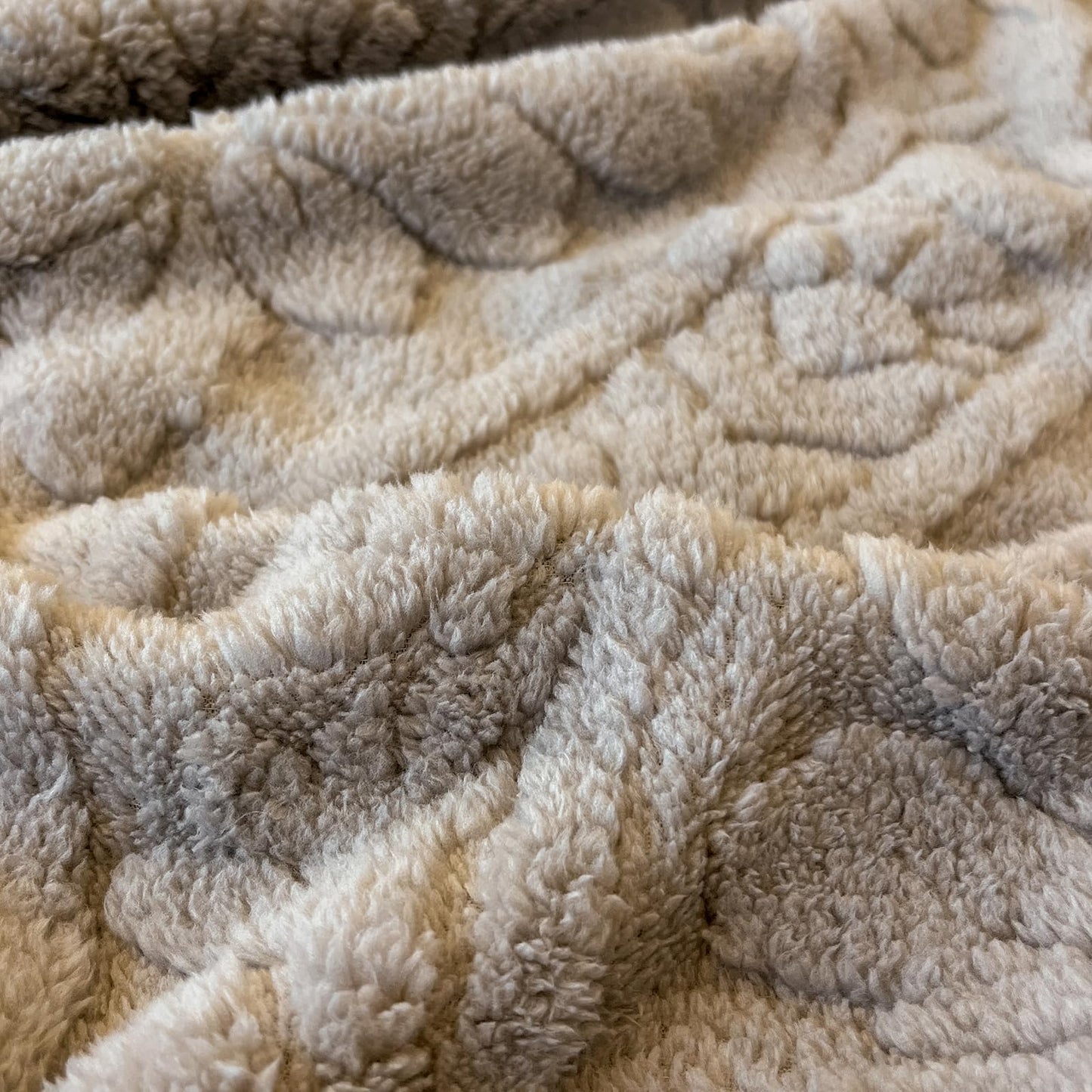 LweiPsqLin Fluffy Velvet Fitted Sheet Twin Size - Micro Fleece Bed Sheet with 15" Deep Pockets, Bohemian Floral Jacquard Mattress Cover, Shrink & Fade Resistant, Gray