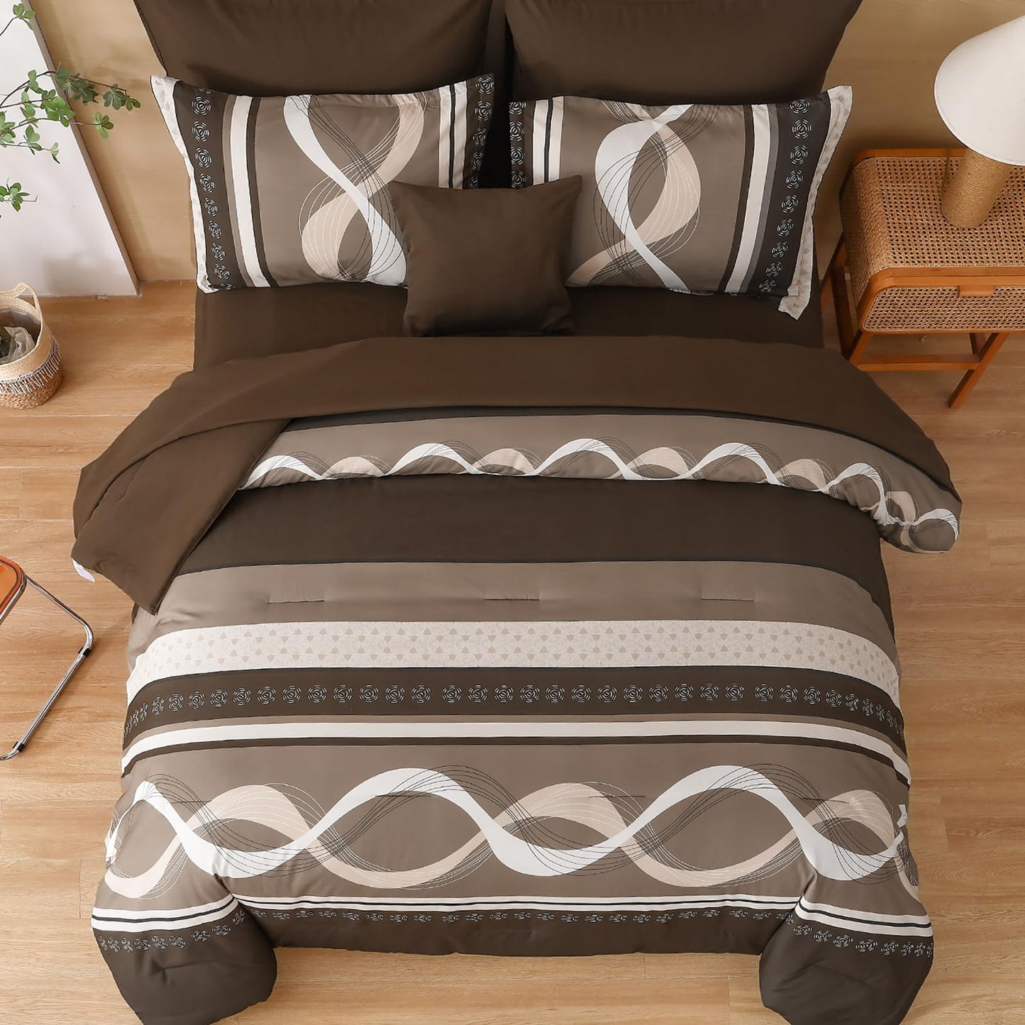 Anibedding Boho Comforter Set,8 Pieces Bed in a Bag Patchwork Striped Comforter Set,Brown Bed Set Queen Size, Soft Microfiber Boho Bedding Set for All Season(90"×90")