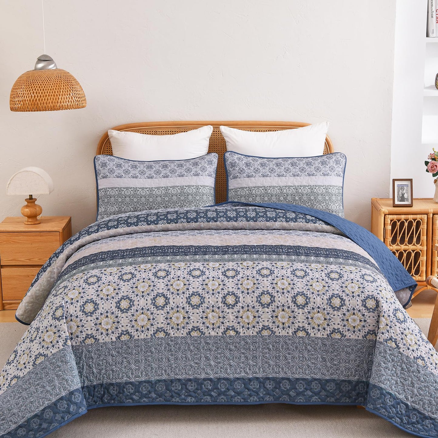 WONGS BEDDING Boho Quilt Set Queen, Bohemian Striped Patchwork Bedspread Coverlet Set with 2 Pillowcases,Lightweight Microfiber Floral Bedding Set 96"×90"