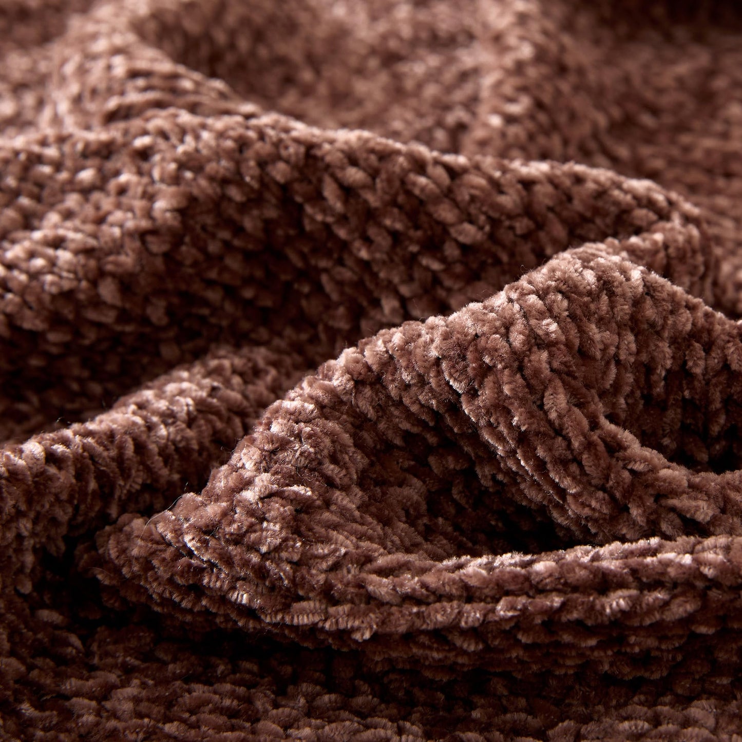 Amazon Basics Chunky Chenille Knit Throw Blanket for Couch, Bed and Sofa, Soft and Warm Lightweight Jersey, 50"×60", Brown