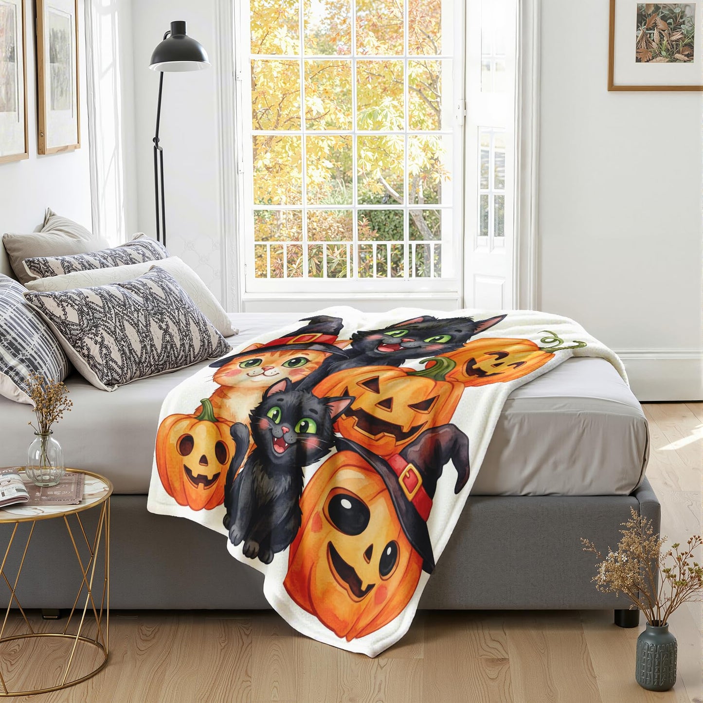 GEDAEUBA Halloween Blankets and Throws - Cute Black Cat and Pumpkin Fleece Blanket Throw, Soft Cozy Blankets & Throws for Couch, Bed, and Sofa, 50x60 inches