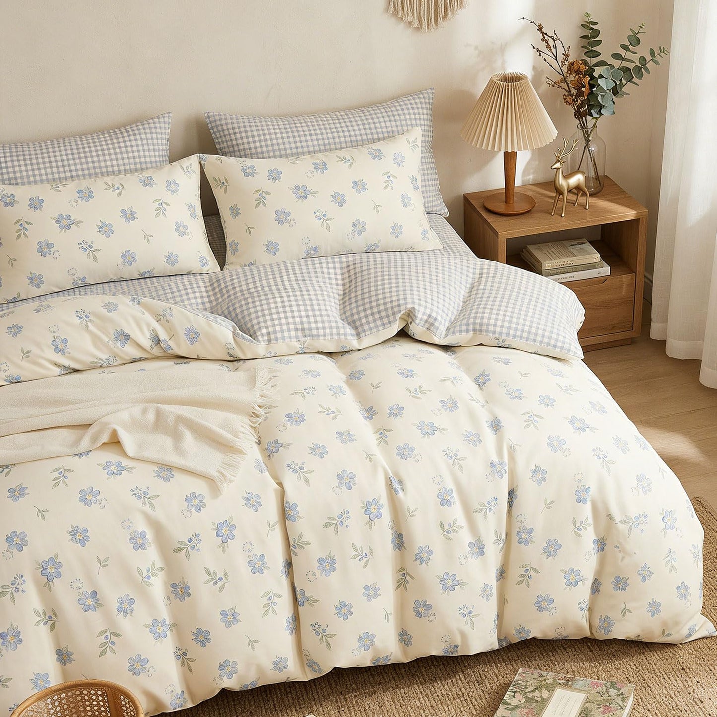 Erwinmu Floral Comforter Set King Size - 3 Pieces Blue Beige Floral Comforter Bedding Sets Reversible Gingham Pattern,King Bed in a Bag with Flowers Comforter and 2 Pillowcases