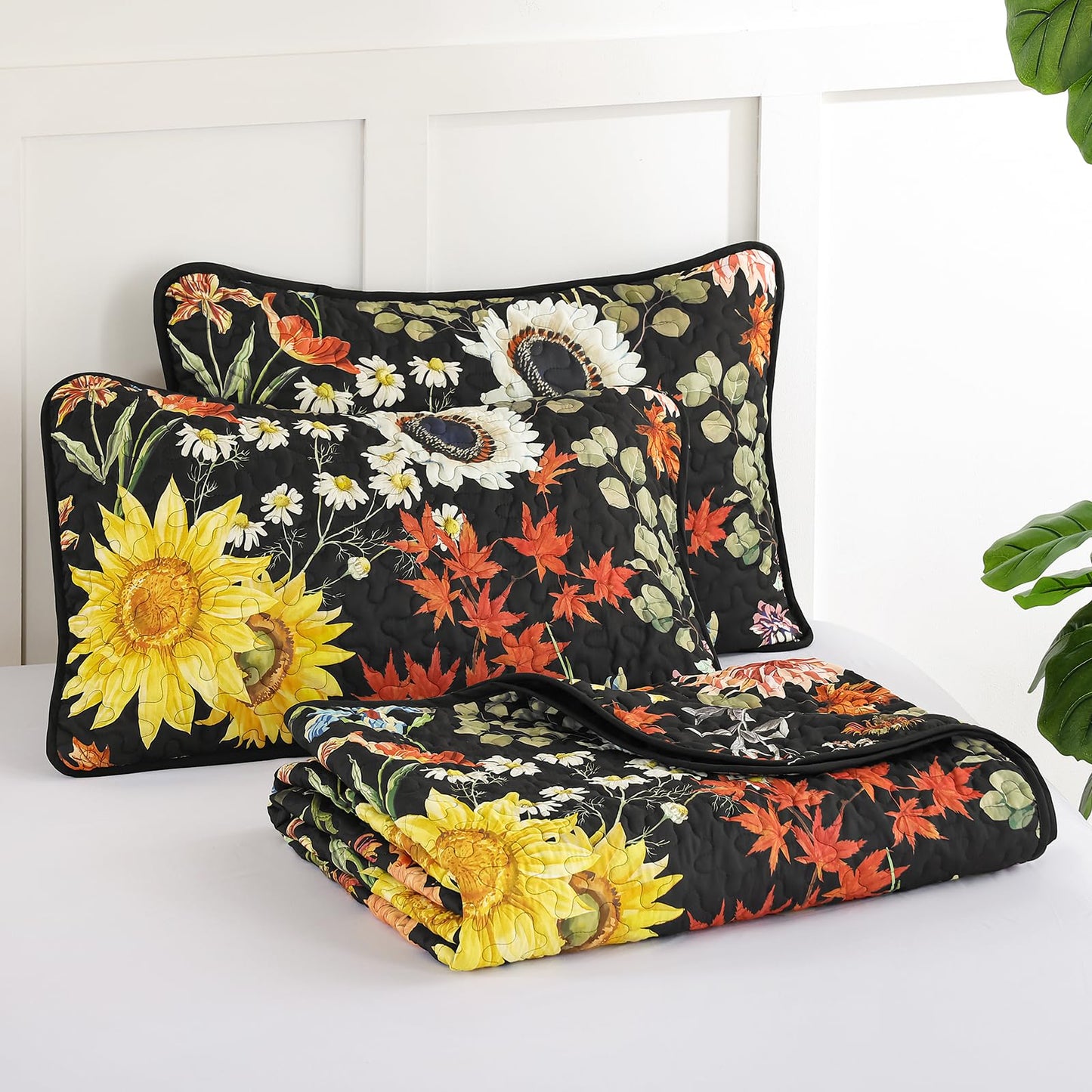 Yiran Quilt King Size, Black Yellow Floral Bedspreads Bedding Set, 3 Pieces Spring Summer Soft Lightweight Microfiber Coverlet with 2 Pillow Shams for All Season 106x90 Inch