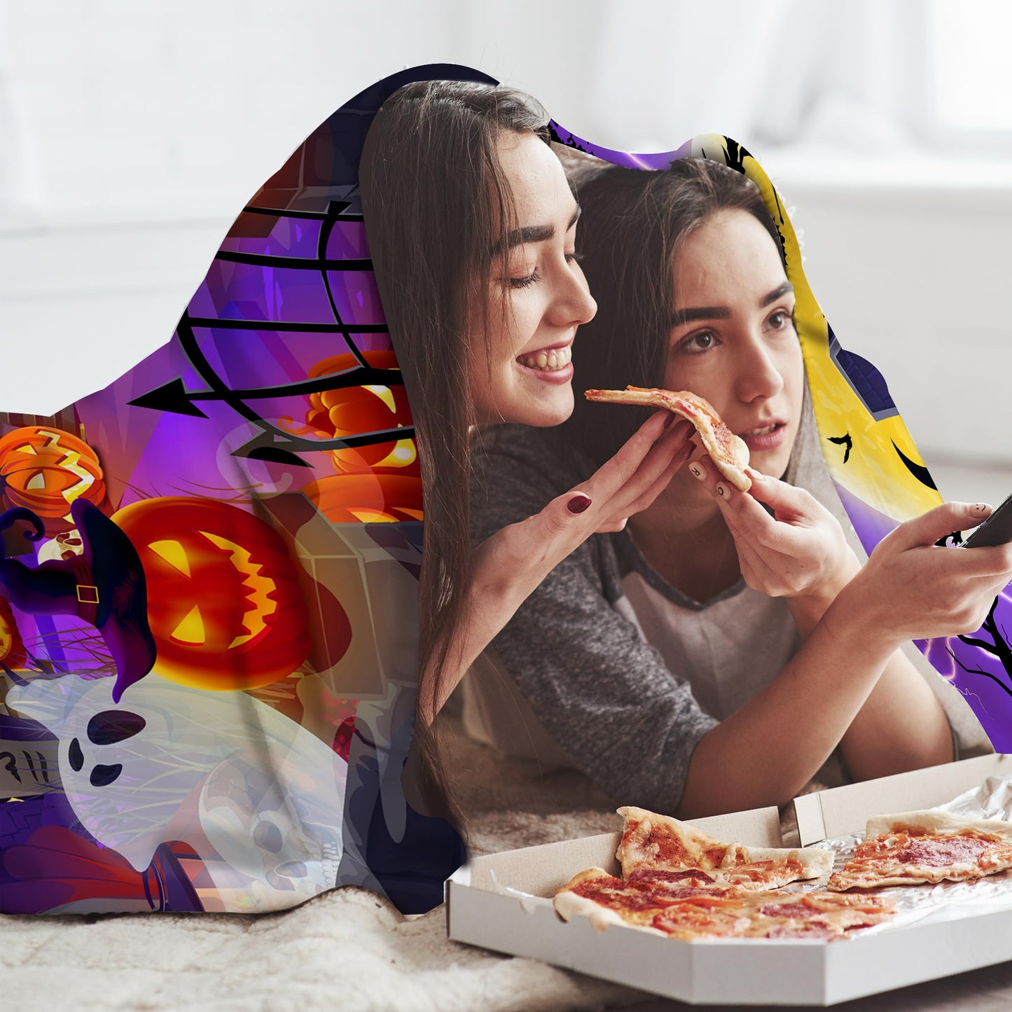 Halloween Blanket, Spooky Ghosts Blanket for Women, Castle Jack-O-Lantern Pumpkins Soft Flannel Fleece Throw Blankets for Kids Bed Living Room Couch, 50x60 Inches, Purple for Girls Boys