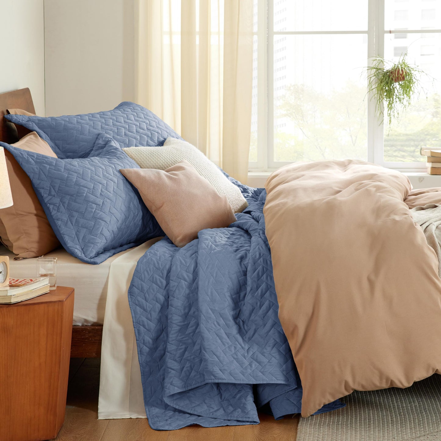 Bedsure Quilts King Size - Lightweight Bedspreads King Size with Basket Weave Pattern, Soft Quilt Bedding Set, Mineral Blue Comforter Set Coverlet for All Seasons with 2 Pillow Shams (106" x 96")
