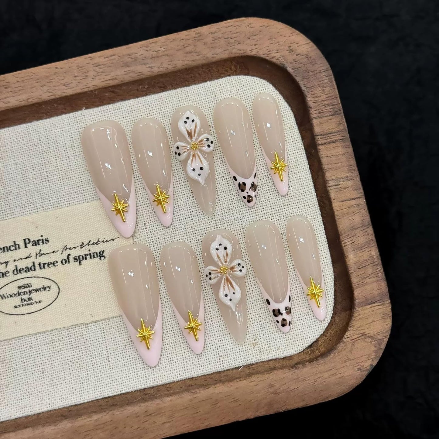 Handmade Press on Nails Long Stiletto Fake Nails French Tip Leopard print with 3D Flower Gold Designs Glossy Cute Acrylic Nails for Women 10pcs (Size M）