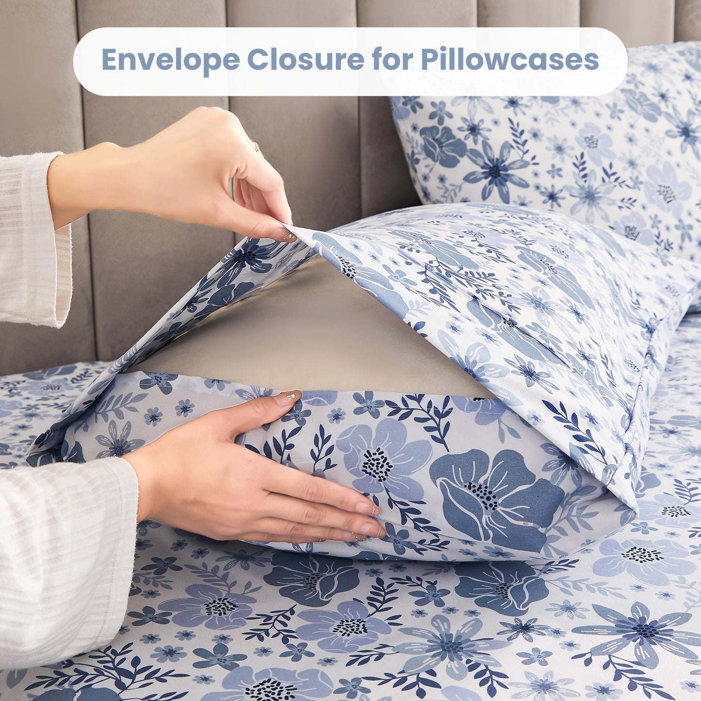 Mooreeke Full Size Sheets Set - 4 Piece Soft Breathable Microfiber Bed Sheet Set - Blue & White Flower Pattern Sheet Set Full - Deep Pocket Non-Slip Floral Fitted Sheet Included for All Season