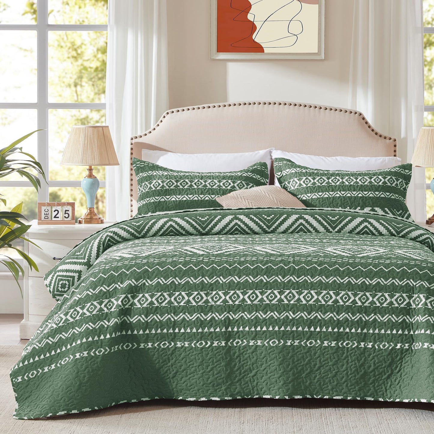 LEAONME 3 Pieces King Size Olive Green Quilt Set with Checkered Pattern Lightweight Oversized Bedspread 98''x106'' Soft Coverlet Warm Bed Cover for All Seasons (1 Quilt, 2 Pillow Shams)