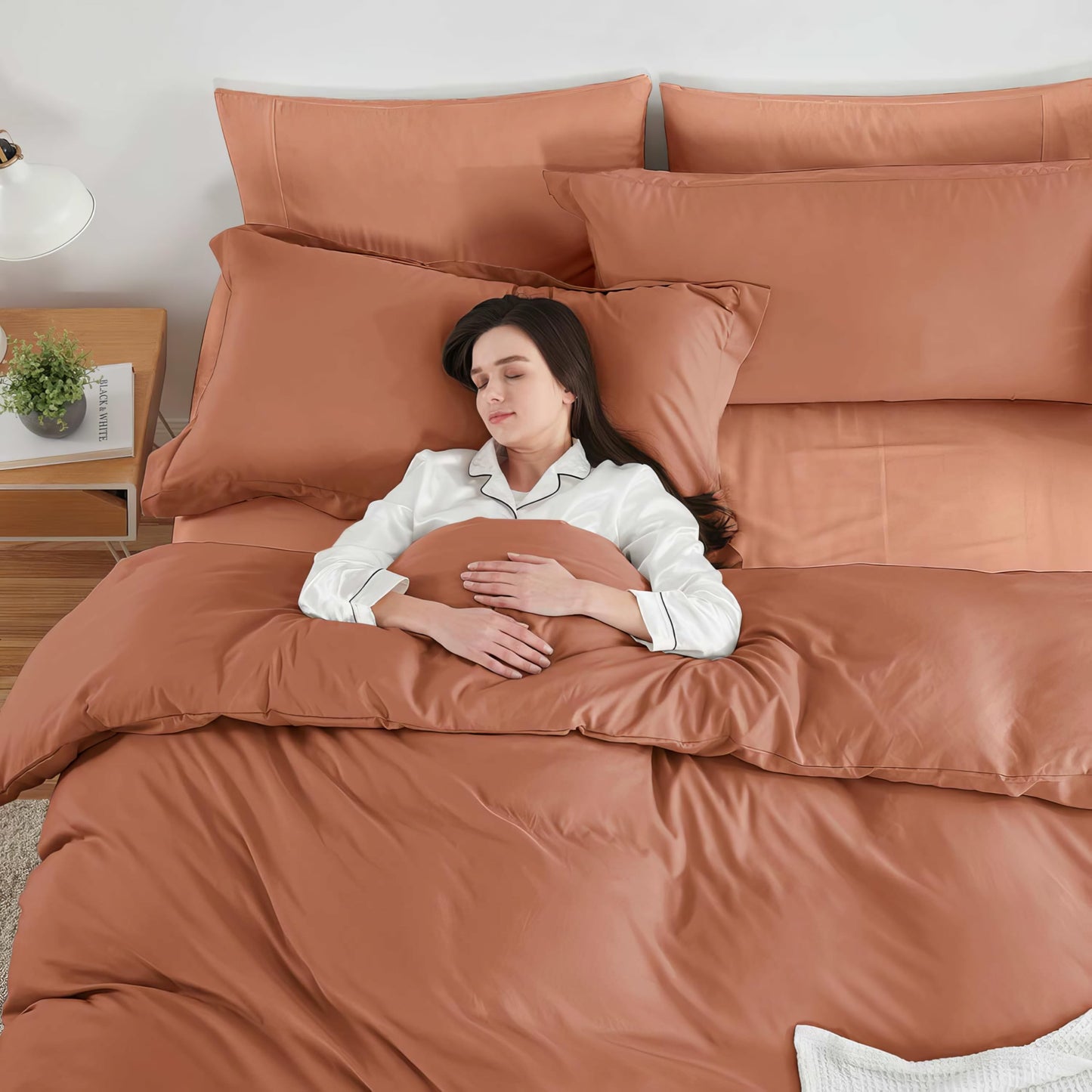 Hearth & Harbor Queen Size Duvet Cover & Bed Sheet Set Rust, 7 Piece Soft Double Brushed Bedding Set, Includes Duvet Cover, Flat Sheet, Fitted Sheet, Pillowcases and Pillow Shams