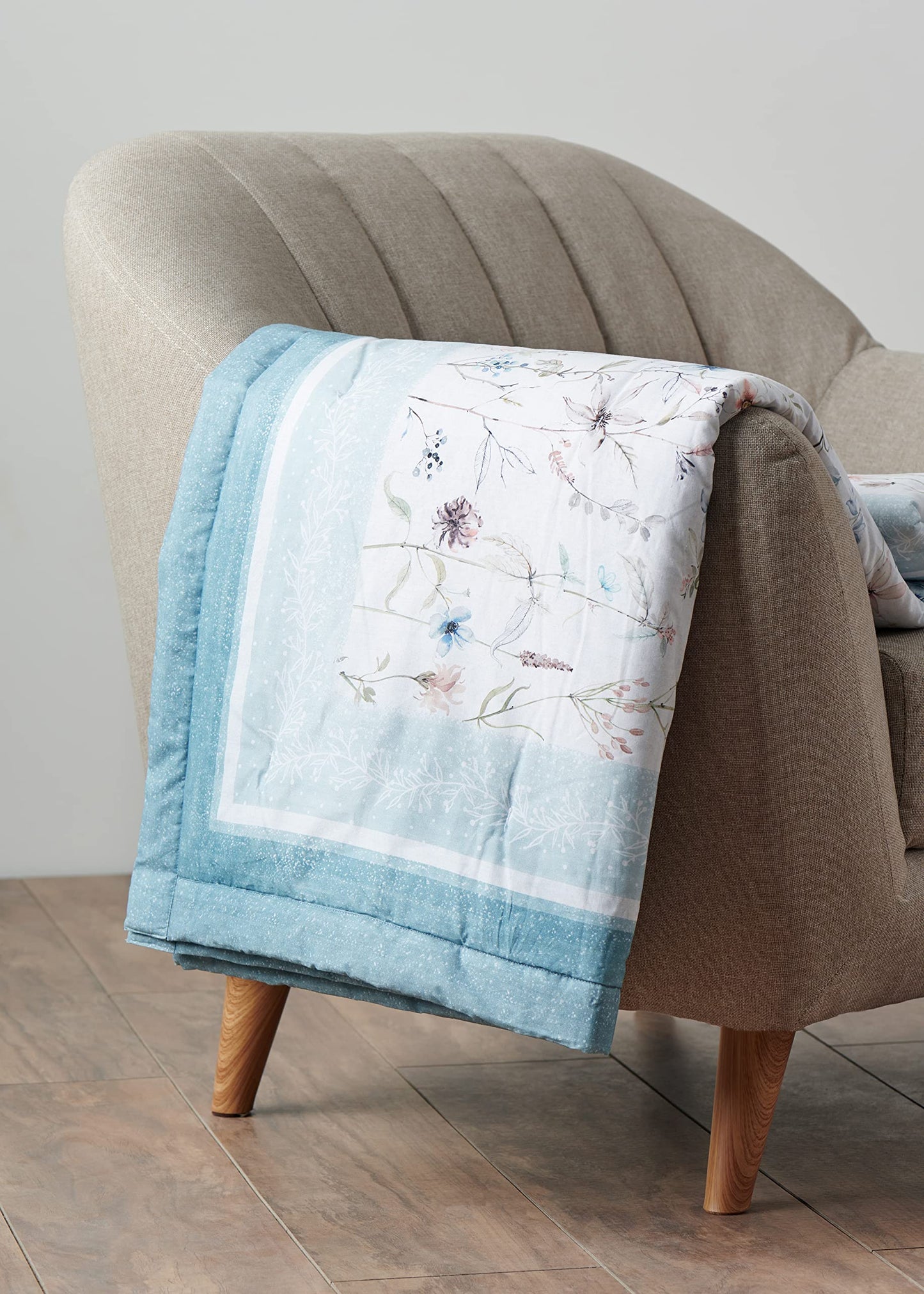 Maison d' Hermine Throw Blanket for Couch Lightweight Soft Warm Breathable Cotton Throw Blankets for Bed Girls Boys Women Men Gift Sofa Travel Living Room Spring Summer (Ice Florals, 60" X 80")