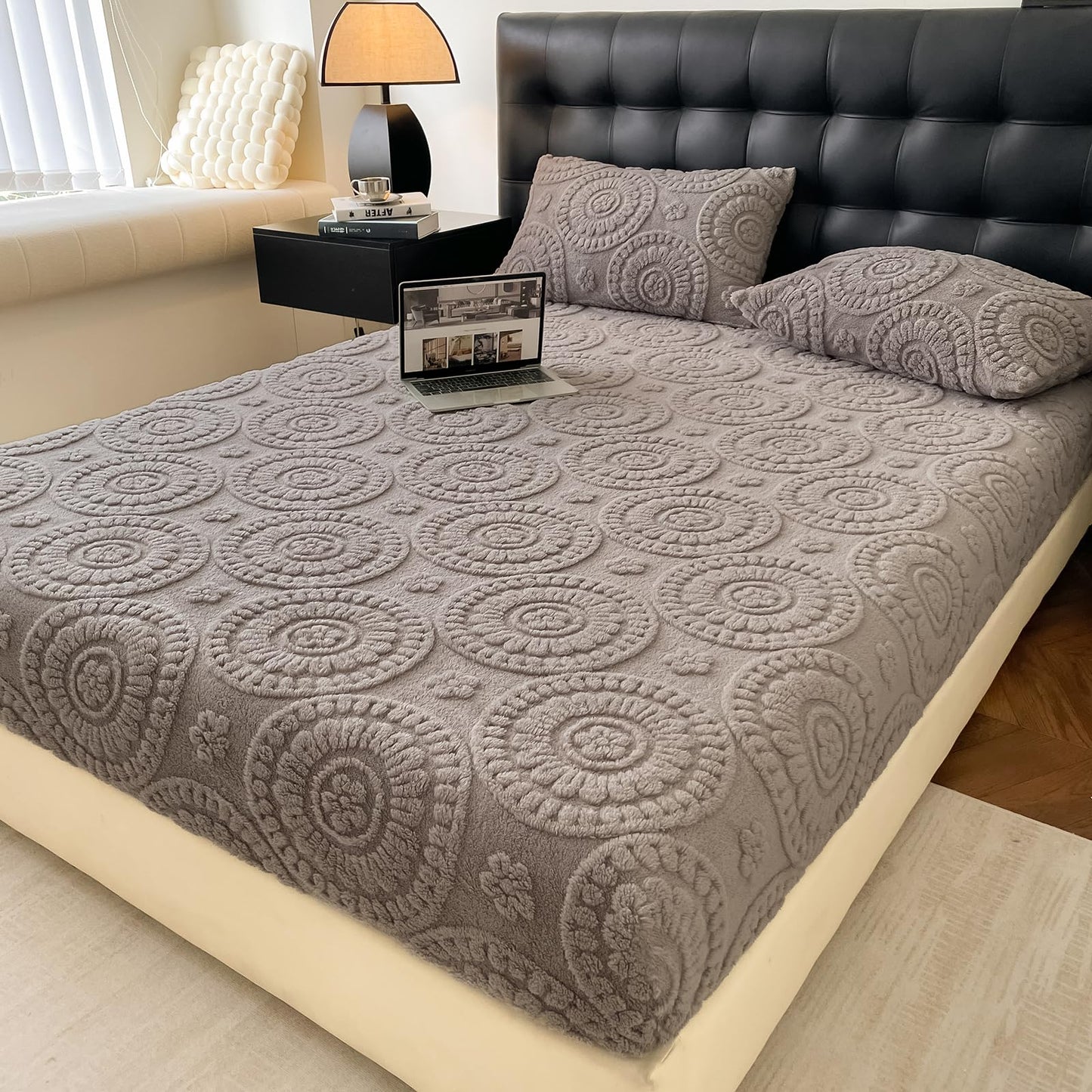 LweiPsqLin Full Fitted Sheet Only - Deep Pocket Fluffy Velvet Fitted Bed Sheet - Ultra Soft, Wrinkle & Fade Resistant, Boho Floral Ash Gray Bedding