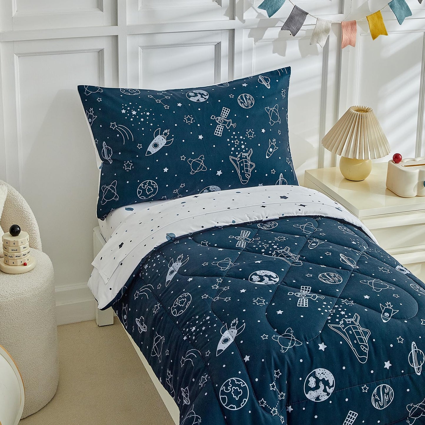 4 Pieces Toddler Bedding Set for Boy,Space Toddler Bed Comforter Set,Soft and Breathable Microfiber Crib Sheet Set,Includes Quilted Comforter, Flat Top Sheet, Fitted Sheet, Envelope Pillow Case -Blue