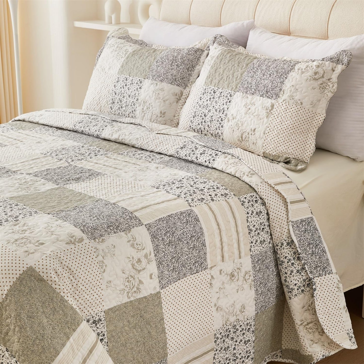 Cmfshape Summer Floral King Quilt Set,Grey Patchwork Quilts King,Reversible Quilted Bedspread with 2 Shams, Vintage Farmhouse Coverlet(Grey, King102 x90)