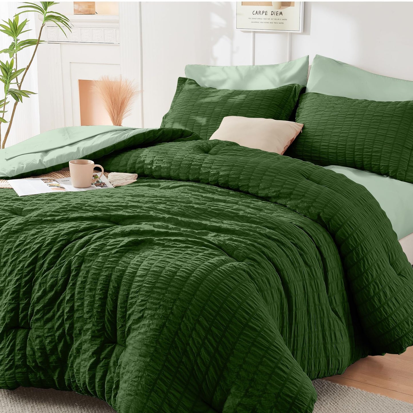 HYMOKEGE Dark Green/Sage Green Oversized Queen Comforter Set Seersucker 7 Pieces, All Season Luxury Bed in a Bag for Bedroom, Bedding Set with Comforter, Sheets, Pillowcases & Shams