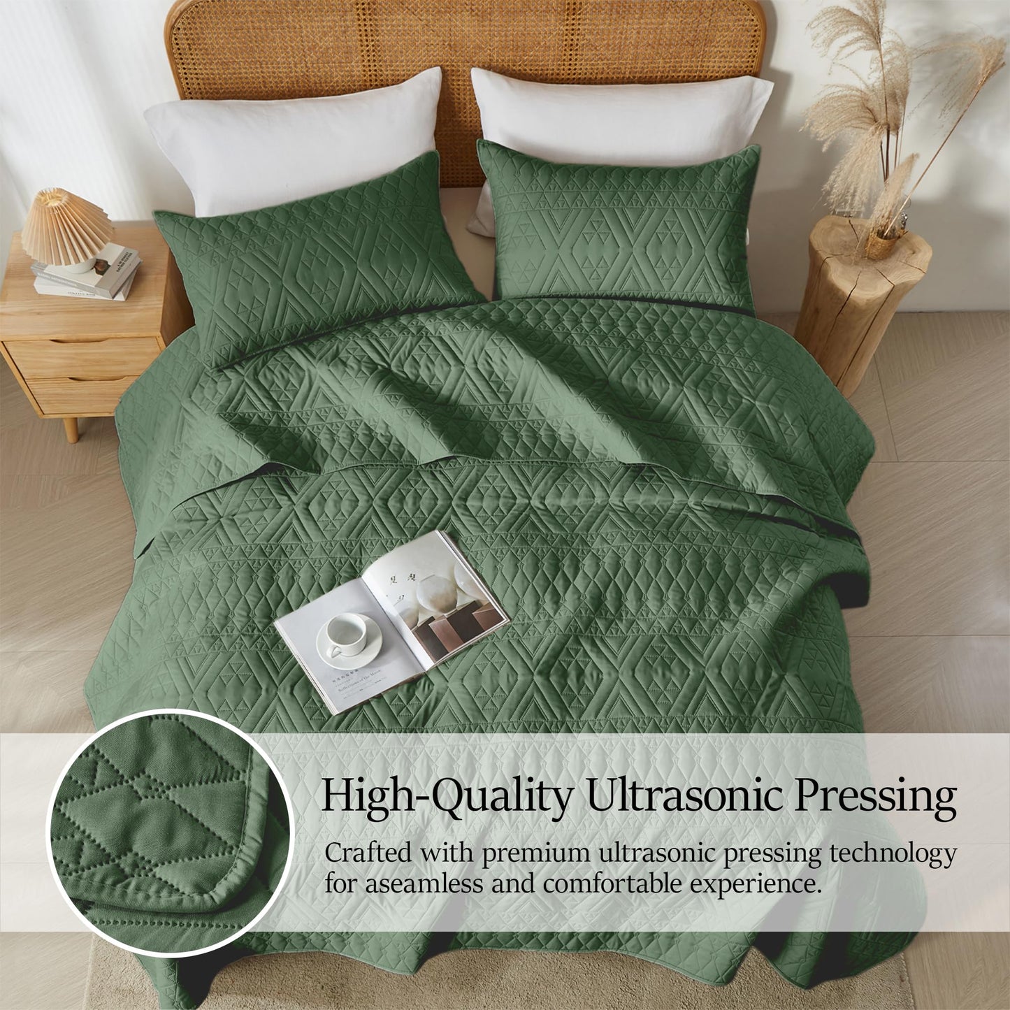 akkialla King/Cal King Size Quilt Bedding Set,Green Lightweight Microfiber Soft Bedspread,Modern Style Geometric Pattern Coverlet Set for All Seasons,3 Piece(1 Quilt,2 Pillow Shams)