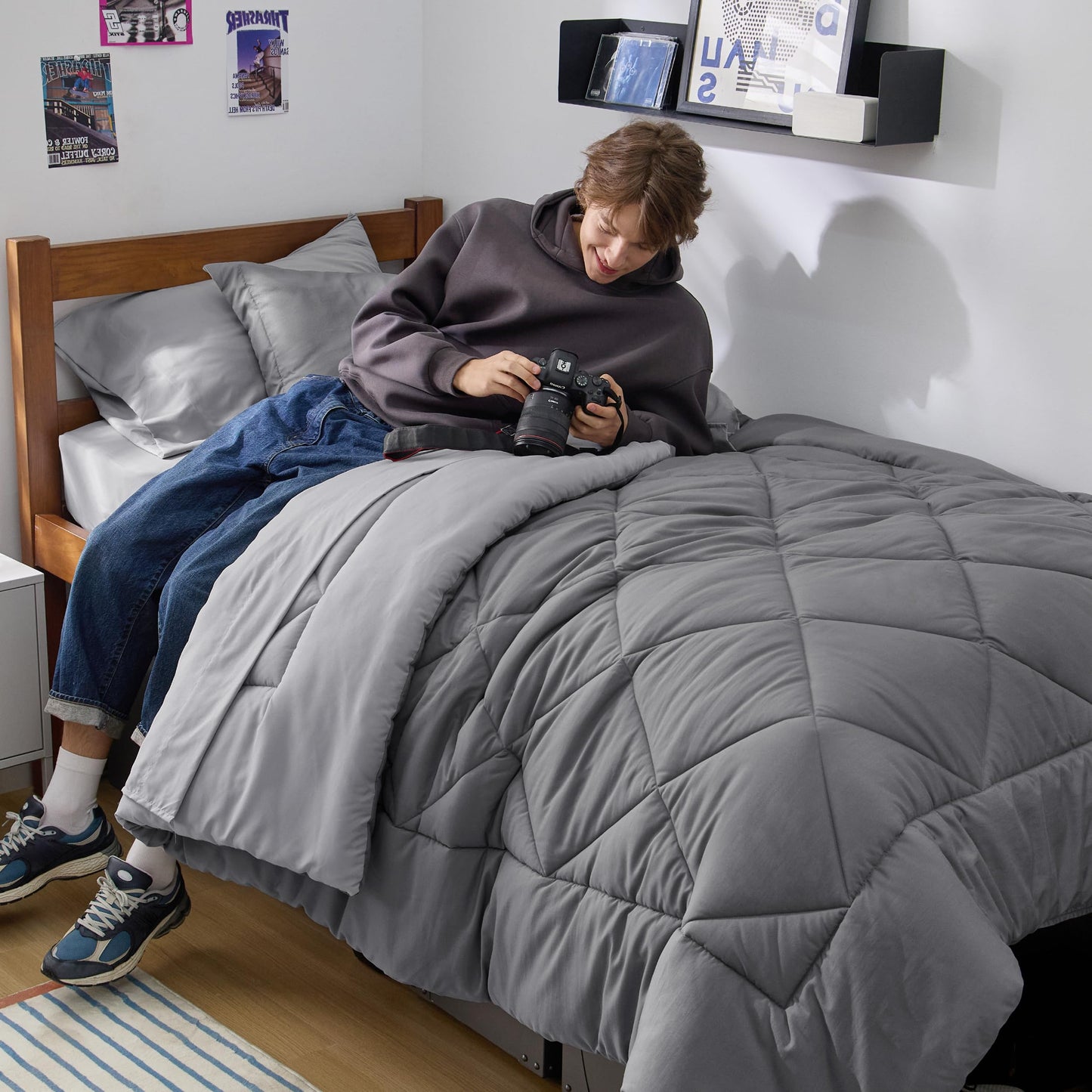 Bedsure Twin XL Comforter Set - 5 Pieces Reversible Grey Bed in a Bag, Twin XL Bedding Comforter Set College Dorm Essentials for Guys with 1 Flat Sheet, 1 Fitted Sheet, 1 Pillowcase and 1 Pillow Sham