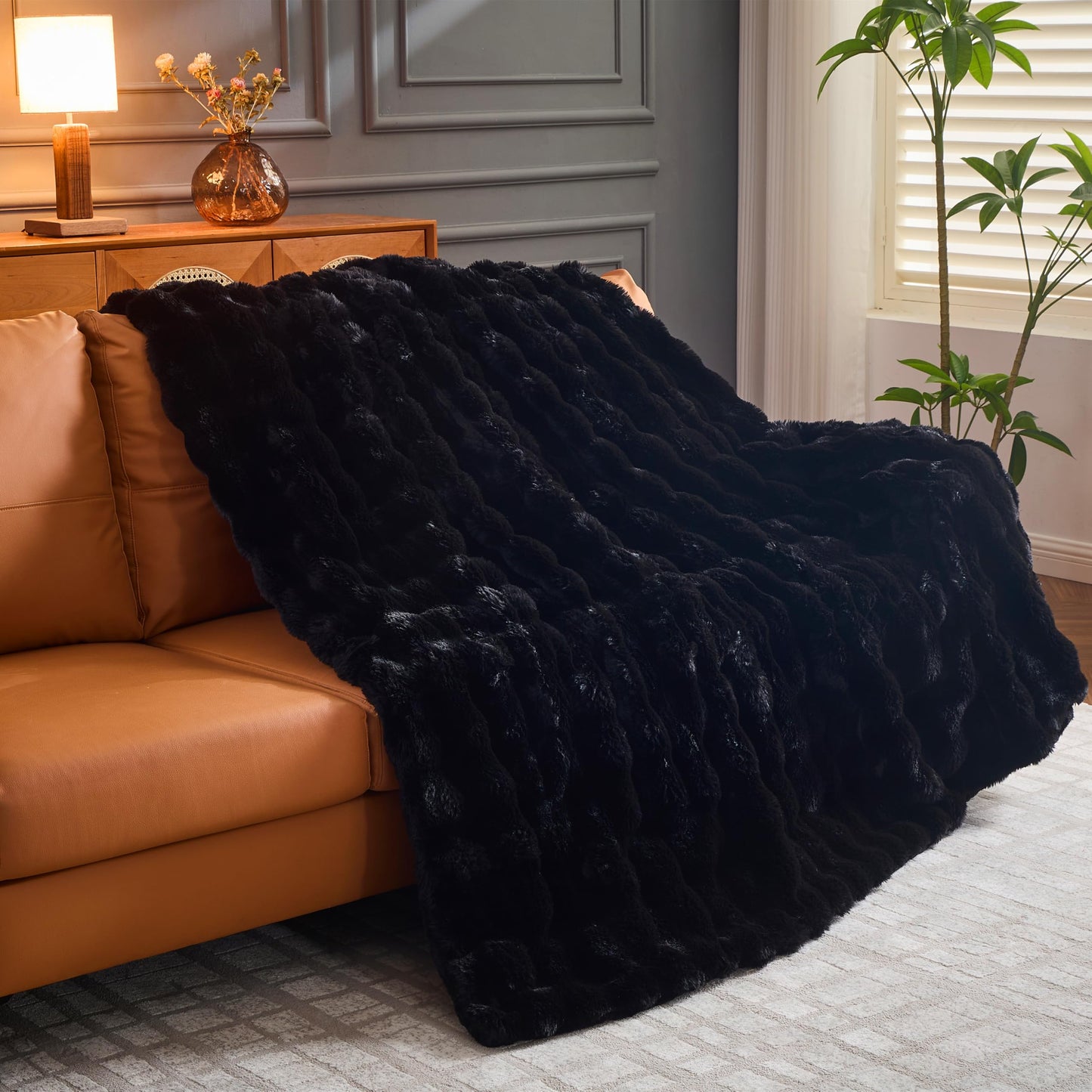 UKELER Faux Fur Throw Blankets, 750 GSM Double Sided Luxury Bubble Cozy Warm Decorative Furry Blanket, Soft Plush Fluffy Fuzzy Blanket for Couch Sofa Bed Office Camping, Black 50"x60"