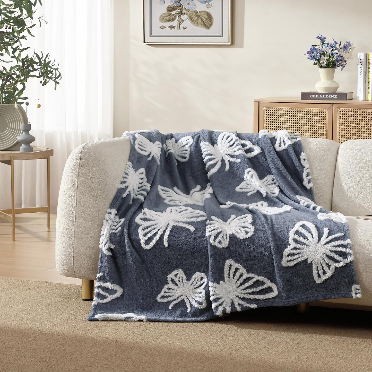 ClevaHome Super Soft Butterfly Pattern Throw Blanket - Ultra Cozy Warmth, Plush Fleece for All Seasons, Decorative and Comfortable, 108x90 inches