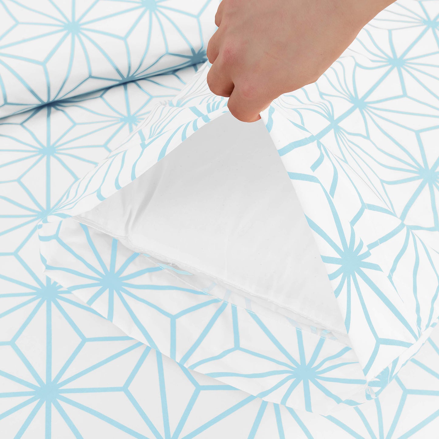 Elegant Comfort Luxury Soft Bed Sheets Cube Pattern - 1500 Premium Hotel Quality Microfiber Softness Wrinkle and Fade Resistant (6-Piece) Bedding Set, Queen, Aqua