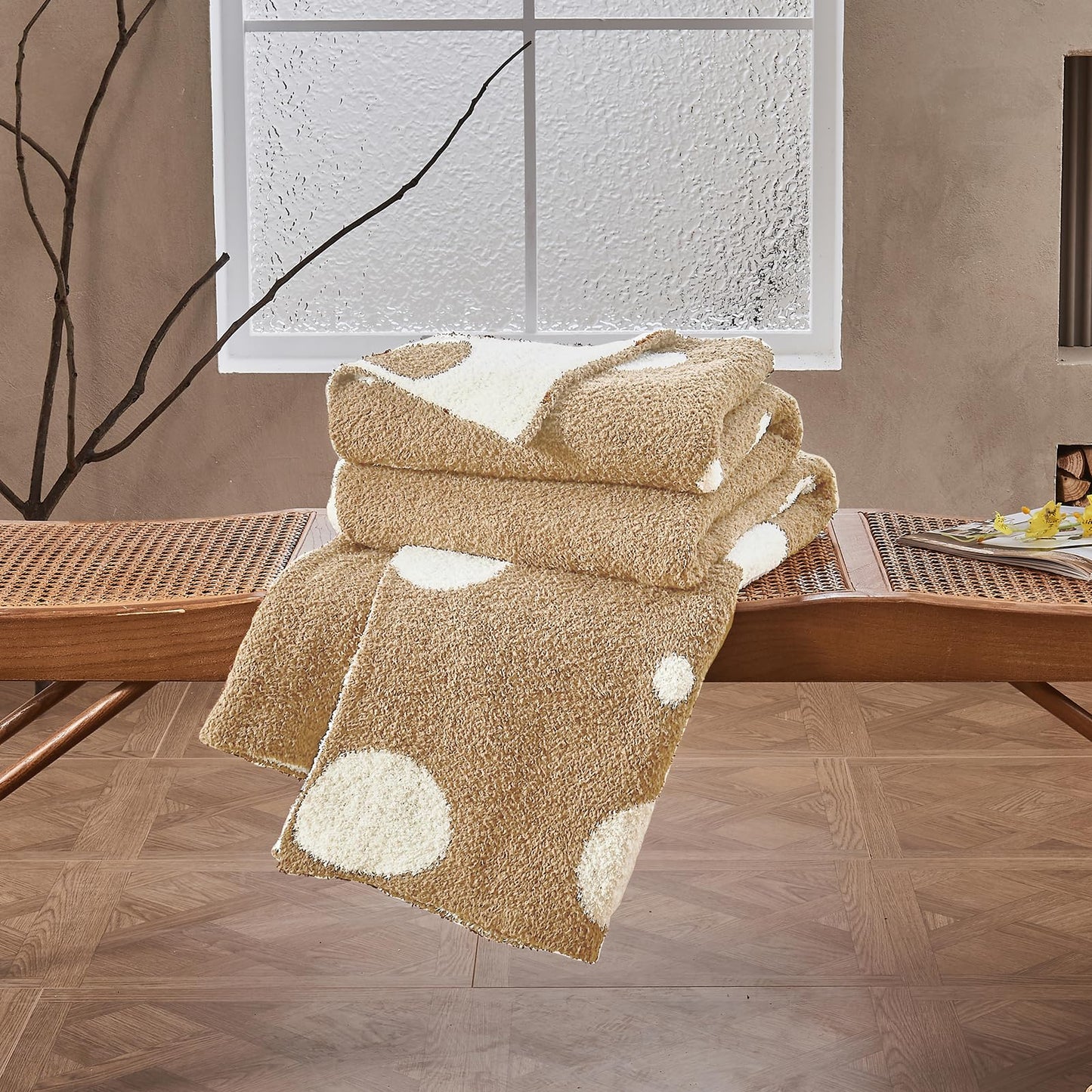 Douceur Polka Dot Throw Blanket for Couch Sofa Bed, Reversible Cozy Fluffy Super Soft Bedroom Blanket, Plush Beige Throw Blanket, 60×80 inches
