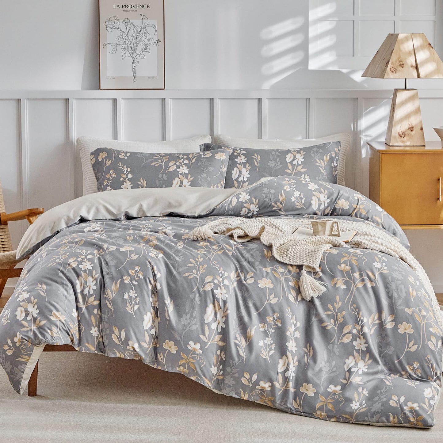 Lekesky King Duvet Cover Set, Gold Floral Duvet Cover King Size, 3 Pieces Grey Bedding Sets with Zipper, Ultra Soft Microfiber Reversible King Size Comforter Cover with 2 Pillowcases 20"x36"