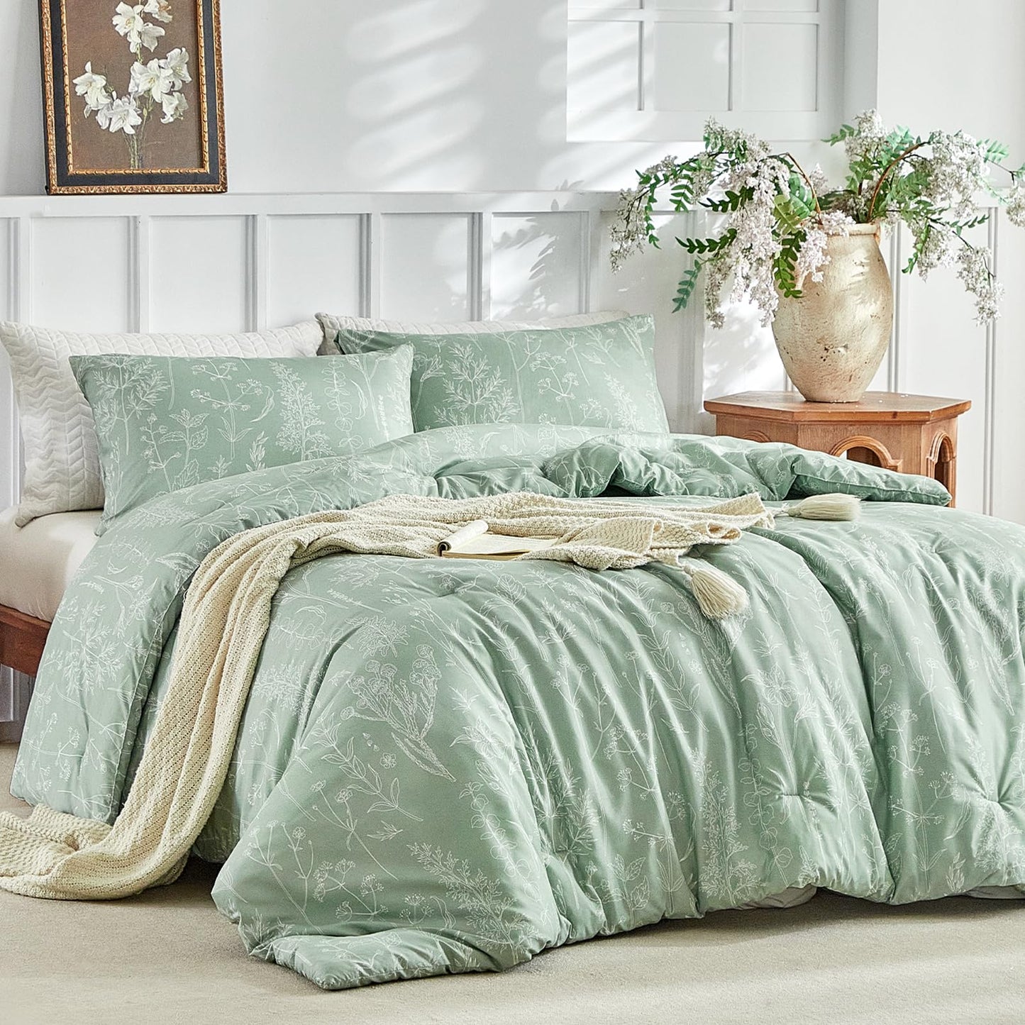 Lekesky Floral Duvet Cover King Size, Sage Green Duvet Cover King Plant Flowers Pattern Bedding Set for All Season, Soft Breathable Duvet Cover with Zipper Closure & Corner Ties